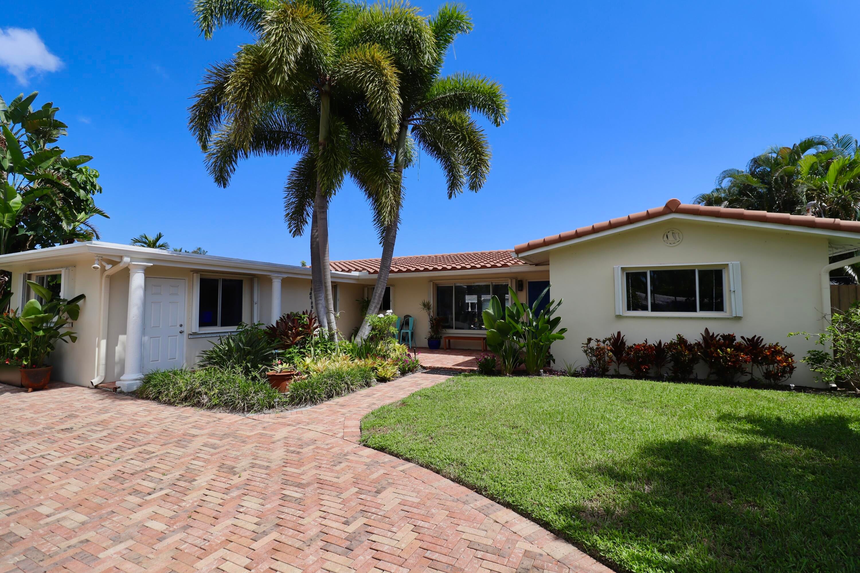 19th Ave, Wilton Manors, FL 33305