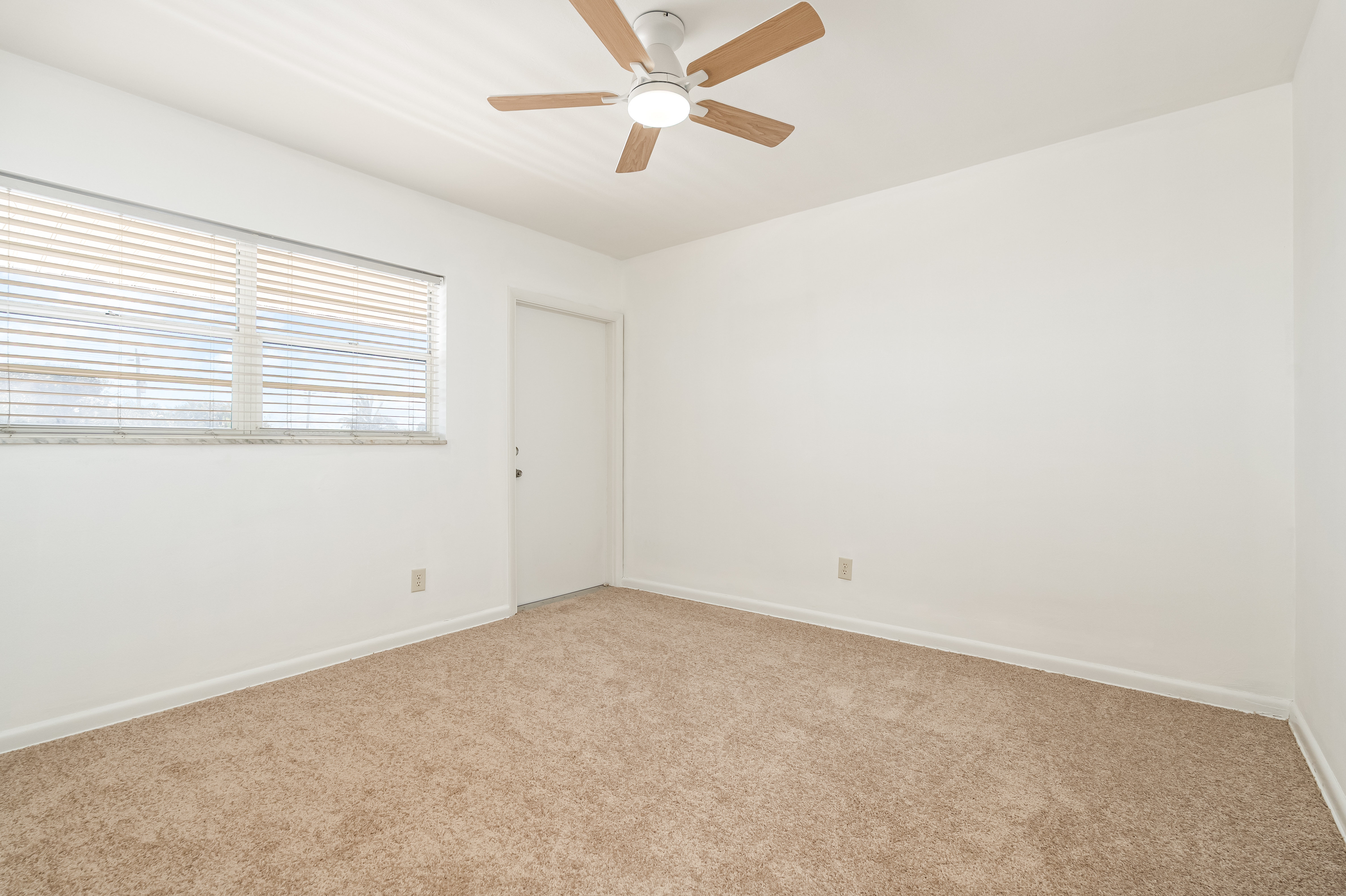  2186 Highway A1a, Unit# C6, Indian Harbour Beach, FL, 32937 - 物件實景