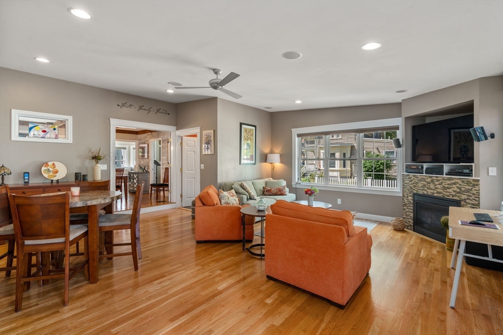 Maynard, Massachusetts, 01754, United States, 3 Bedrooms Bedrooms, ,2 BathroomsBathrooms,Residential,For Sale,1941830