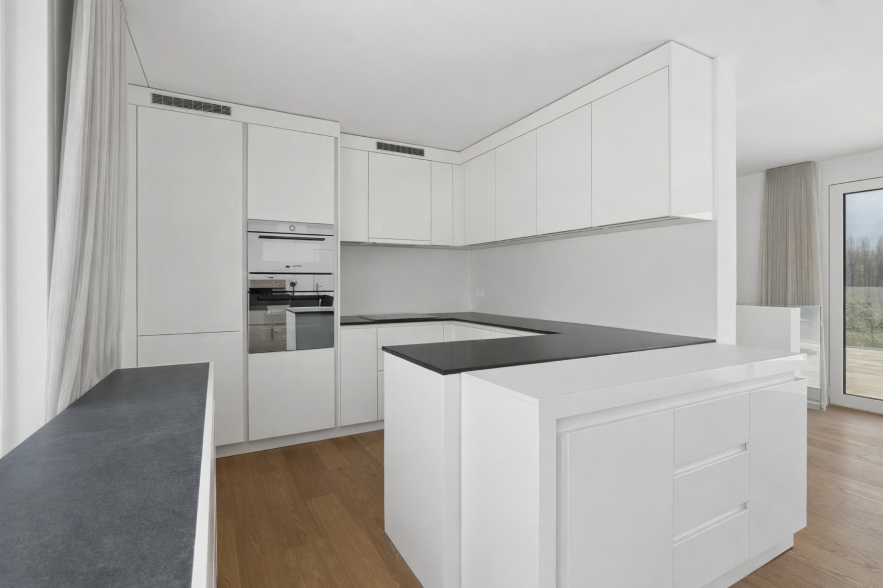  Penthouse-duplex with large terrace a stone