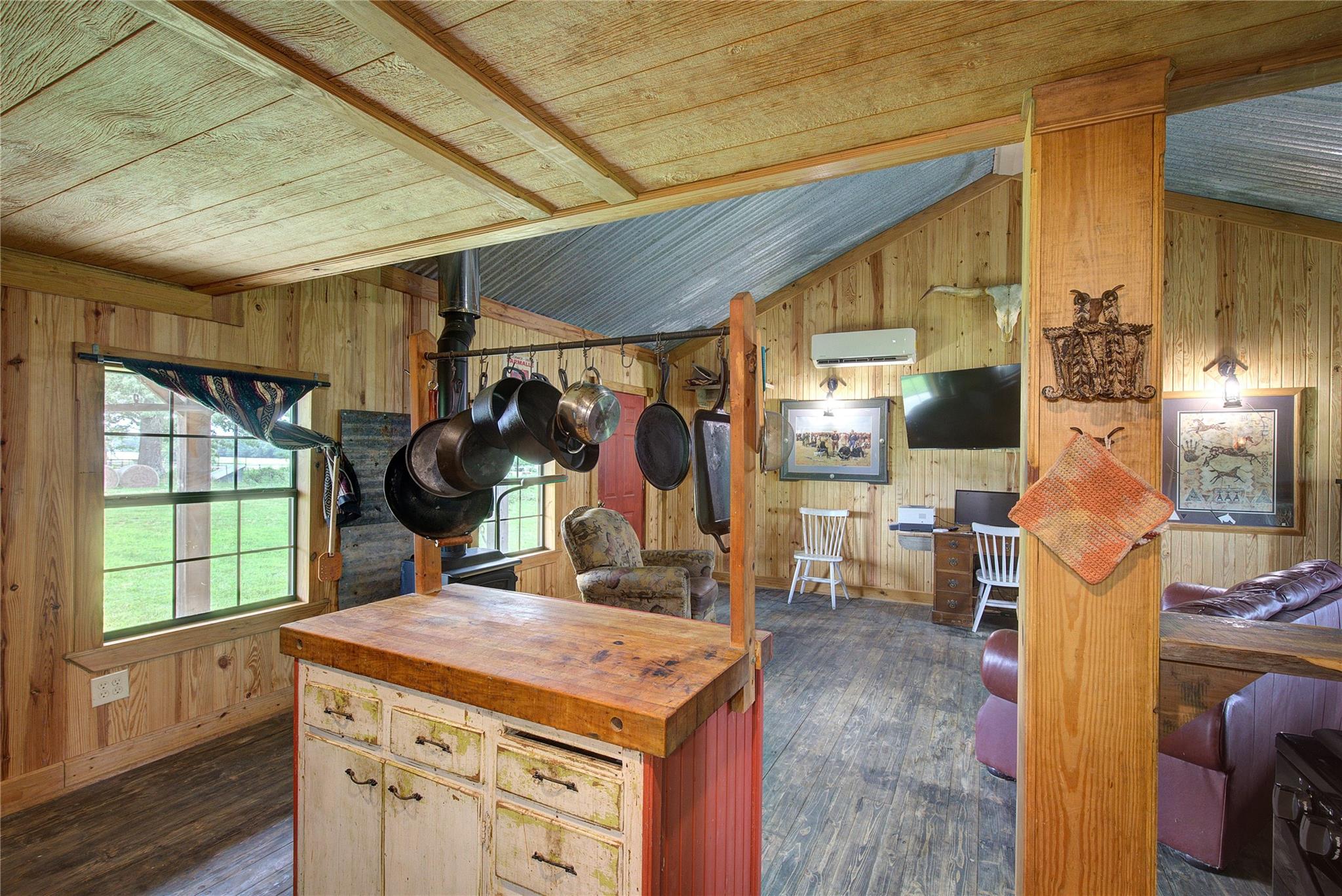 Quitman, Texas, 75783, United States, 1 Bedroom Bedrooms, ,1 BathroomBathrooms,Residential,For Sale,1878412