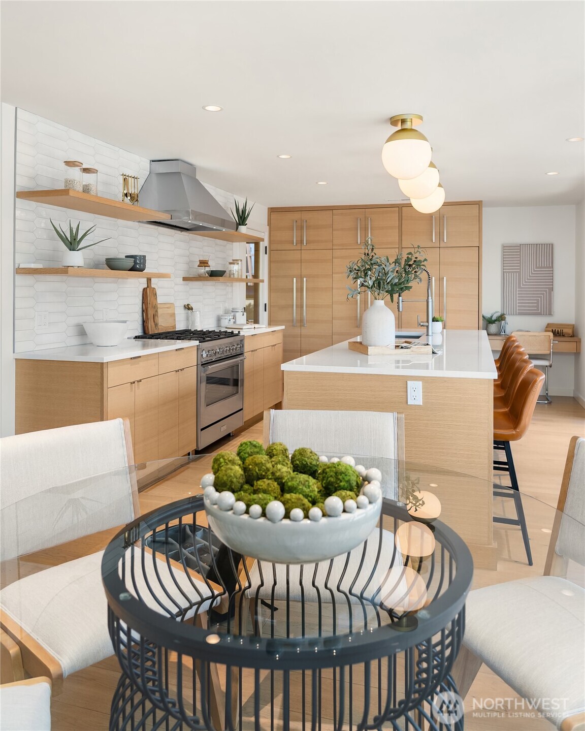 Seattle, Washington, 98177, United States, 4 Bedrooms Bedrooms, ,1 BathroomBathrooms,Residential,For Sale,1988079