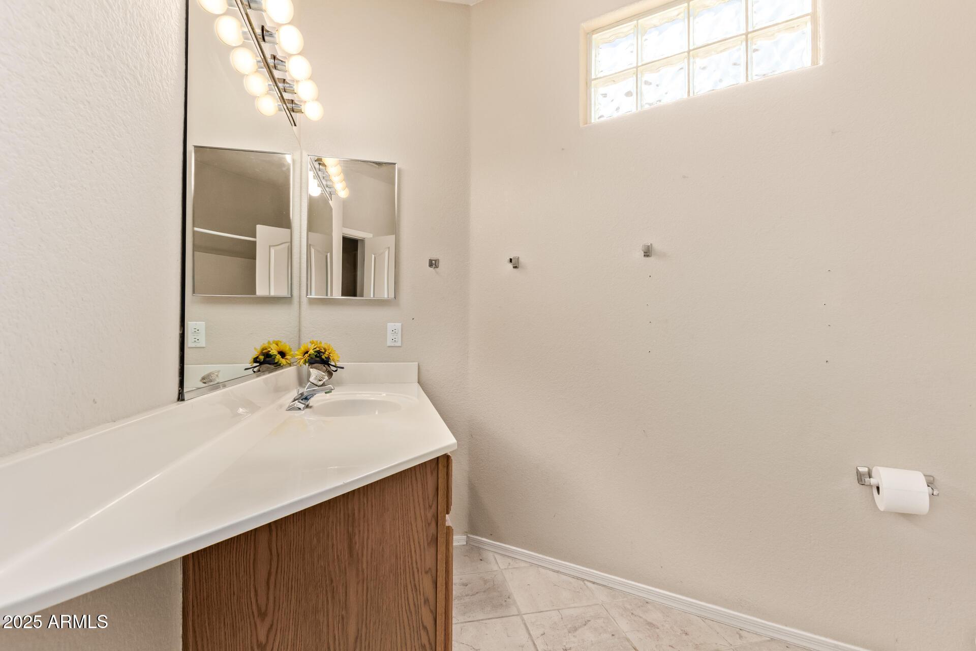 Fountain Hills, Arizona, 85268, United States, 3 Bedrooms Bedrooms, ,2 BathroomsBathrooms,Residential,For Sale,1979615