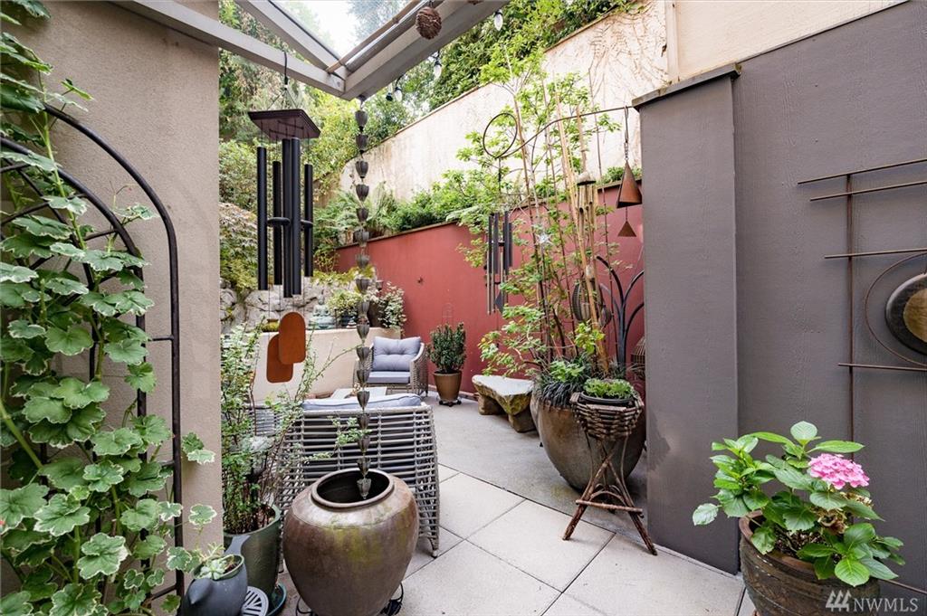 1956 Harvard Ave E 204, Seattle, Washington, 98102, United States, 2 Bedrooms Bedrooms, ,2 BathroomsBathrooms,Residential,For Sale,1956 Harvard Ave E 204,1446429