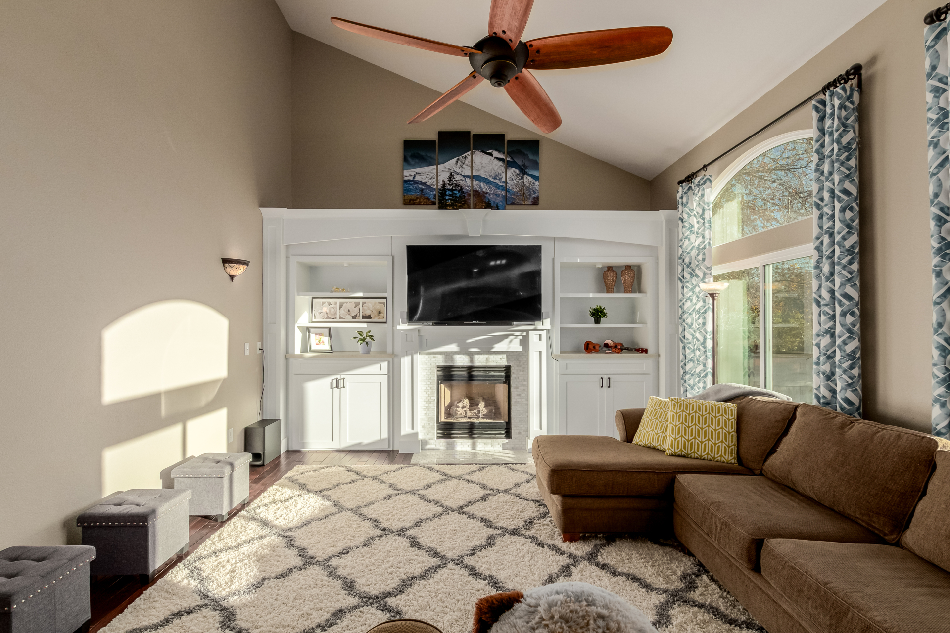 Highlands Ranch, Colorado, 80129, United States, 4 Bedrooms Bedrooms, ,3 BathroomsBathrooms,Residential,For Sale,1987308