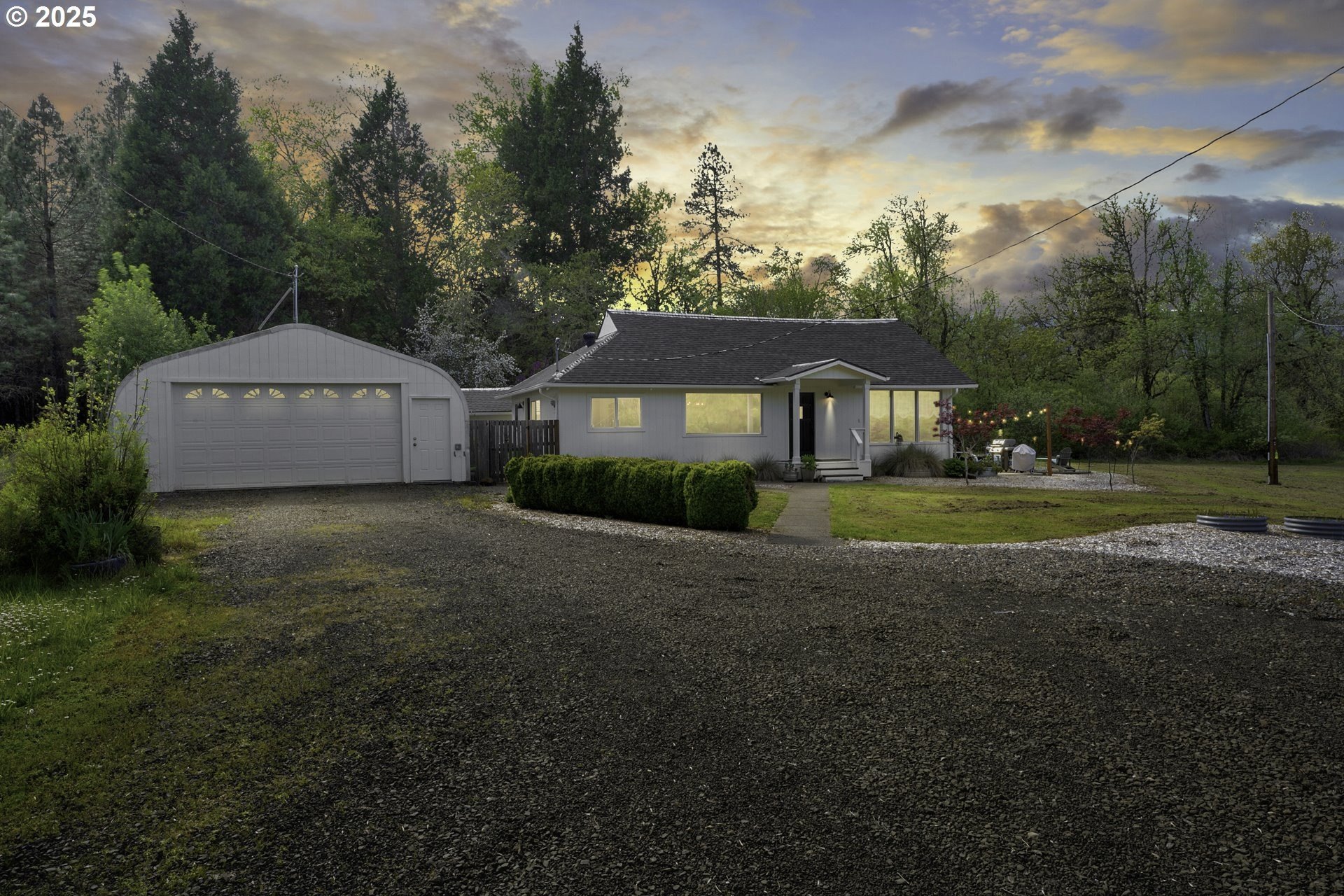 Roseburg, Oregon, 97471, United States, 3 Bedrooms Bedrooms, ,2 BathroomsBathrooms,Residential,For Sale,1793843