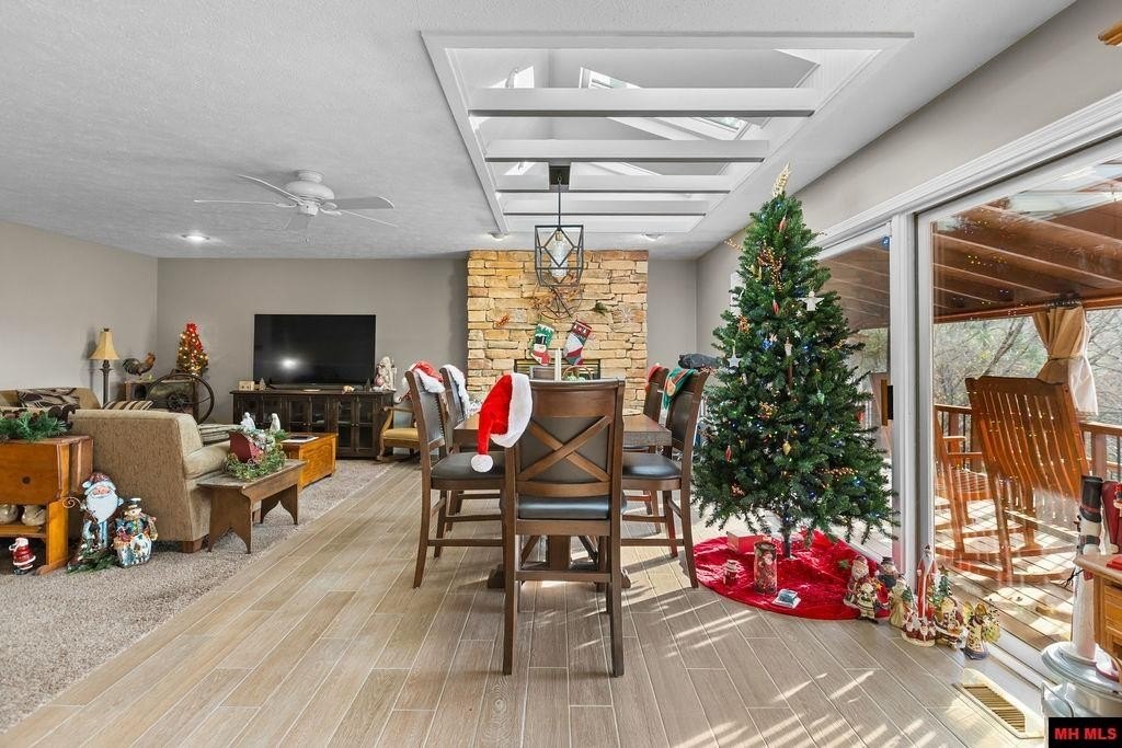 Jordan, Arkansas, 72519, United States, 4 Bedrooms Bedrooms, ,4 BathroomsBathrooms,Residential,For Sale,2005466