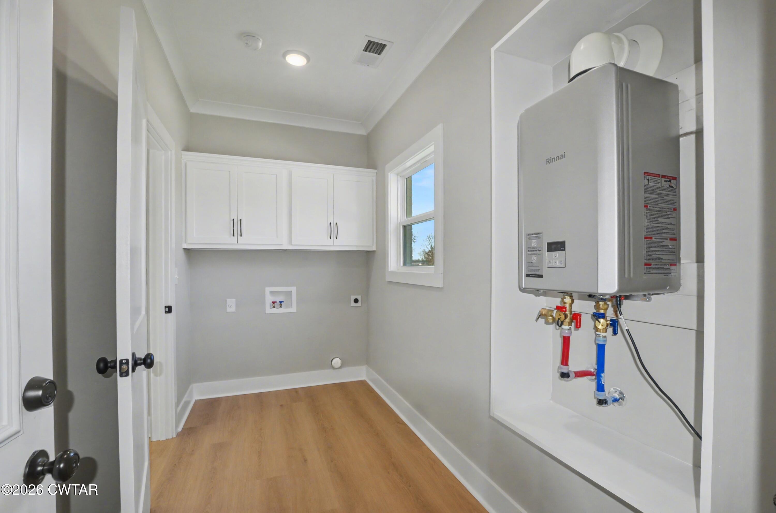 Gadsden, Tennessee, 38337, United States, 4 Bedrooms Bedrooms, ,3 BathroomsBathrooms,Residential,For Sale,2006579