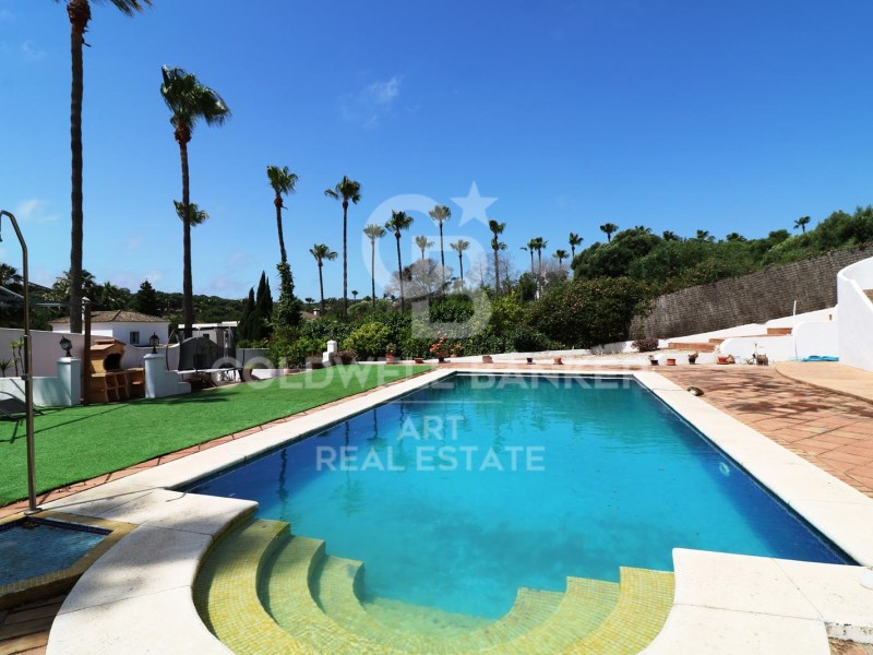 Sotogrande, Andalusia, ES, 6 Bedrooms Bedrooms, ,4 BathroomsBathrooms,Residential,For Sale,1837398