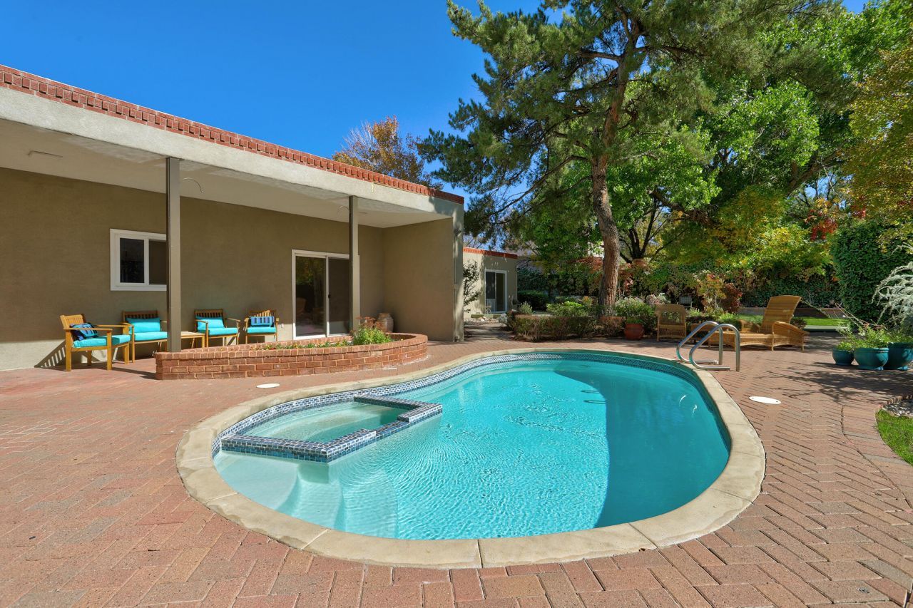 Albuquerque, New Mexico, 87109, United States, 3 Bedrooms Bedrooms, ,2 BathroomsBathrooms,Residential,For Sale,1970337