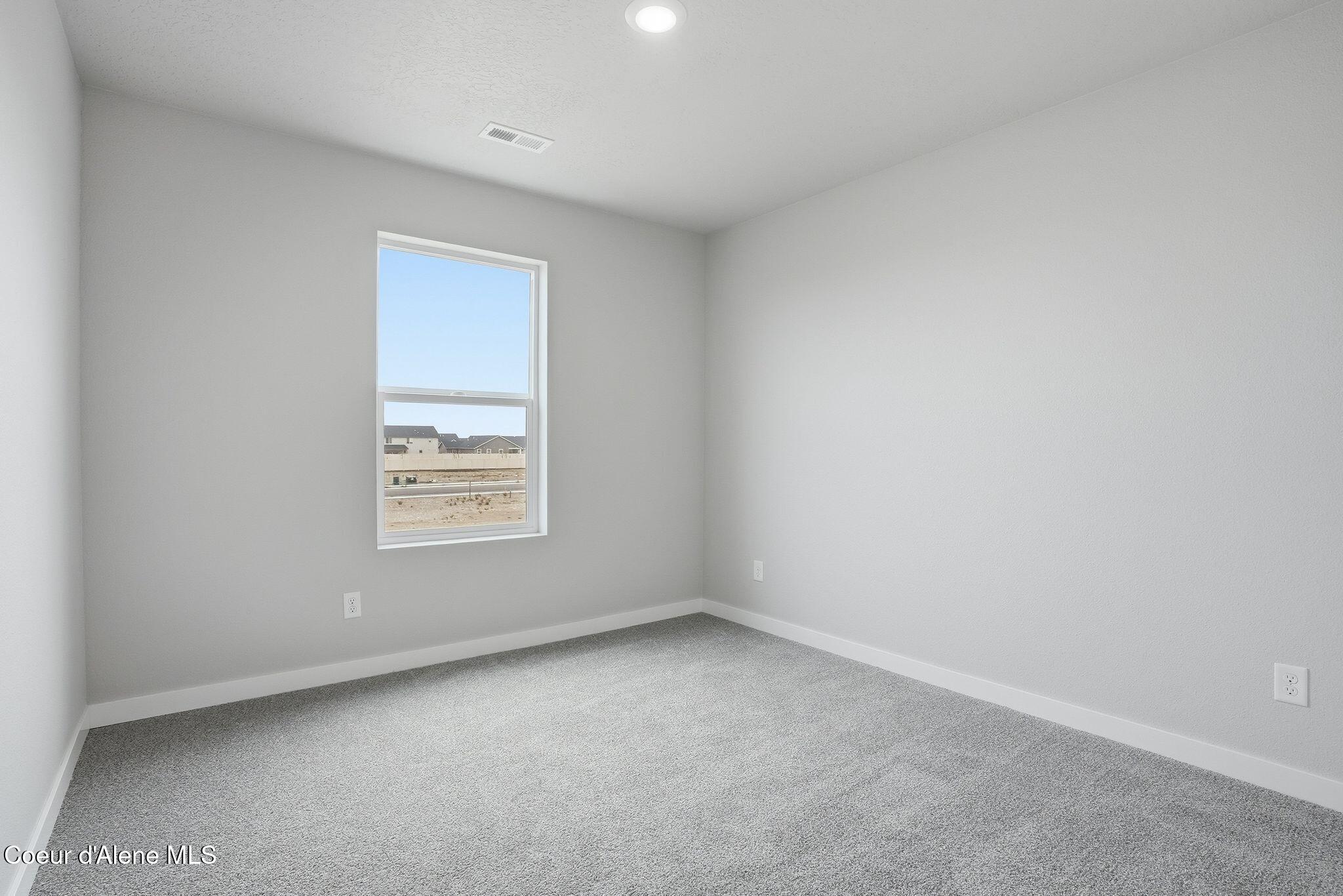 Post Falls, Idaho, 83854, United States, 3 Bedrooms Bedrooms, ,2 BathroomsBathrooms,Residential,For Sale,2034145