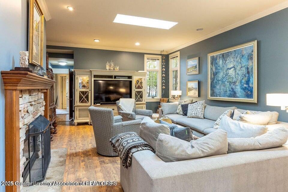 East Lansing, Michigan, 48823, United States, 6 Bedrooms Bedrooms, ,6 BathroomsBathrooms,Residential,For Sale,1992121