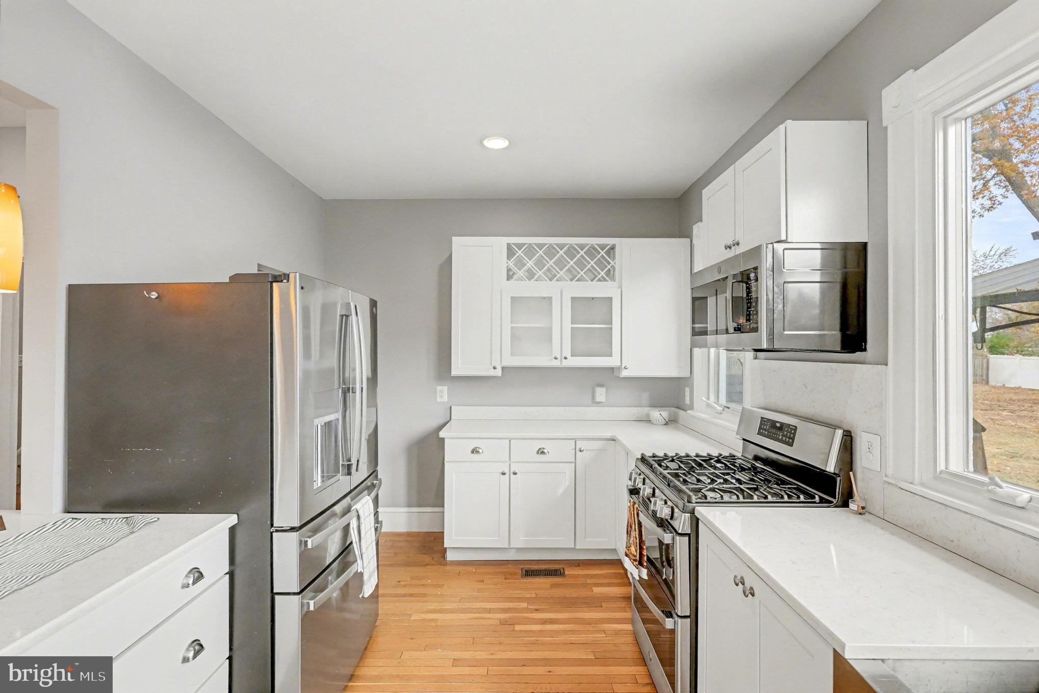 Indian Head, Maryland, 20640, United States, 5 Bedrooms Bedrooms, ,3 BathroomsBathrooms,Residential,For Sale,1998717