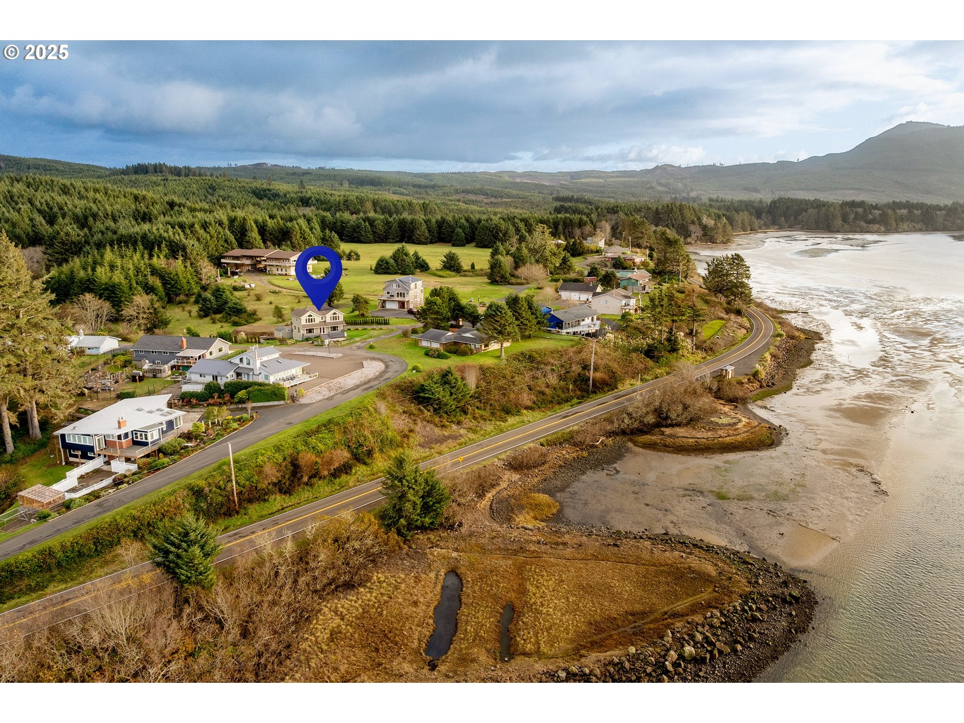 Tillamook, Oregon, 97141, United States, 3 Bedrooms Bedrooms, ,4 BathroomsBathrooms,Residential,For Sale,1998230