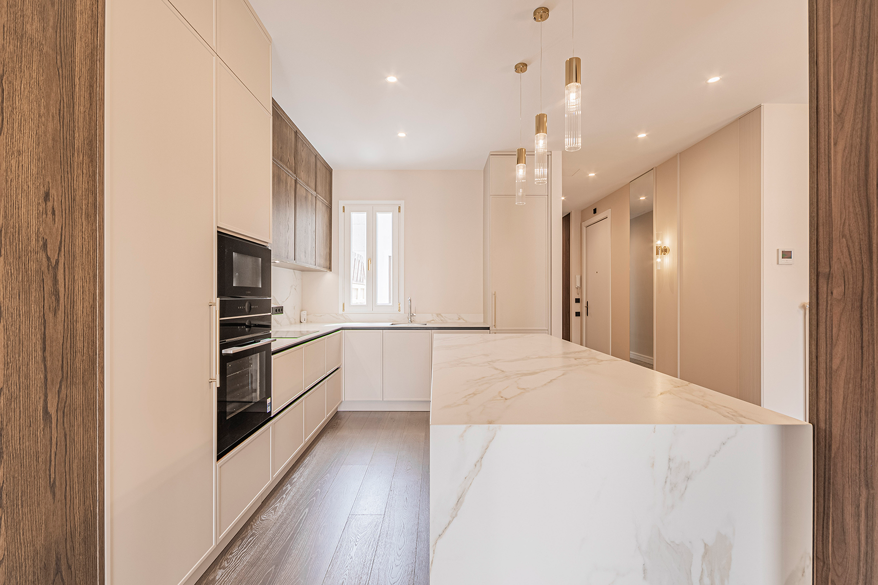  Renovated gem in the Quadrat d