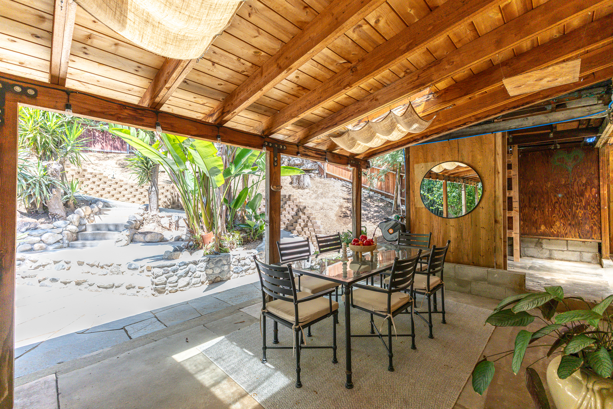  927 Pine Grove Ave - 物件實景