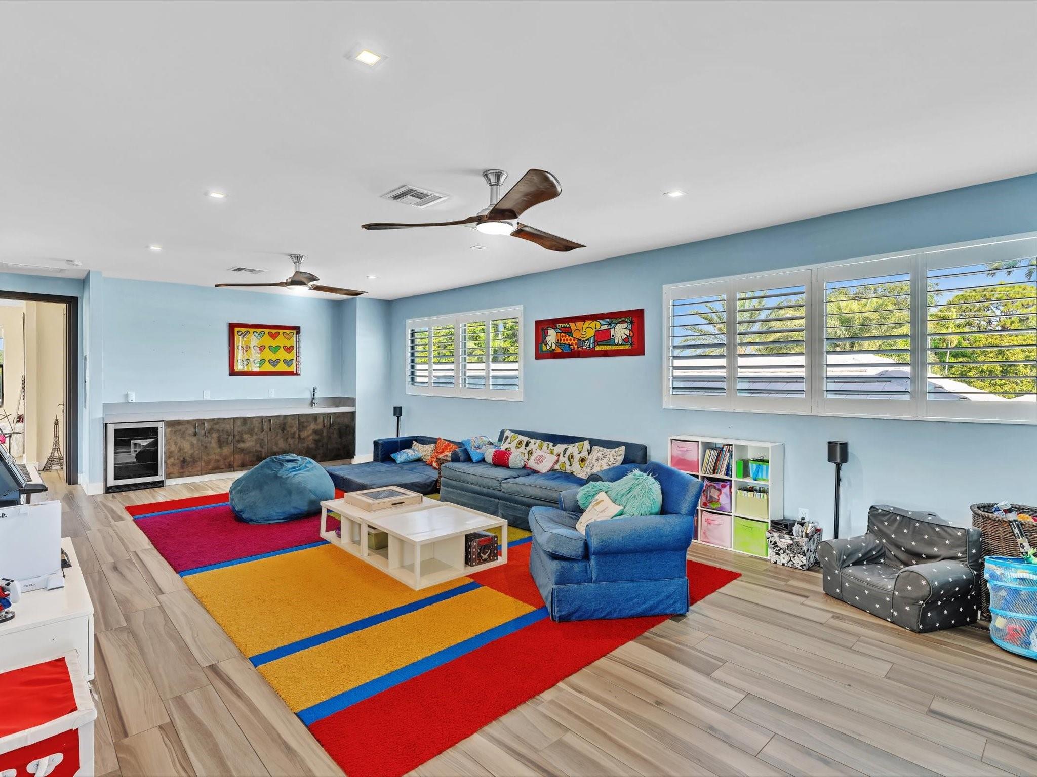 Fort Lauderdale, Florida, 33308, United States, 7 Bedrooms Bedrooms, ,8 BathroomsBathrooms,Residential,For Sale,1975659