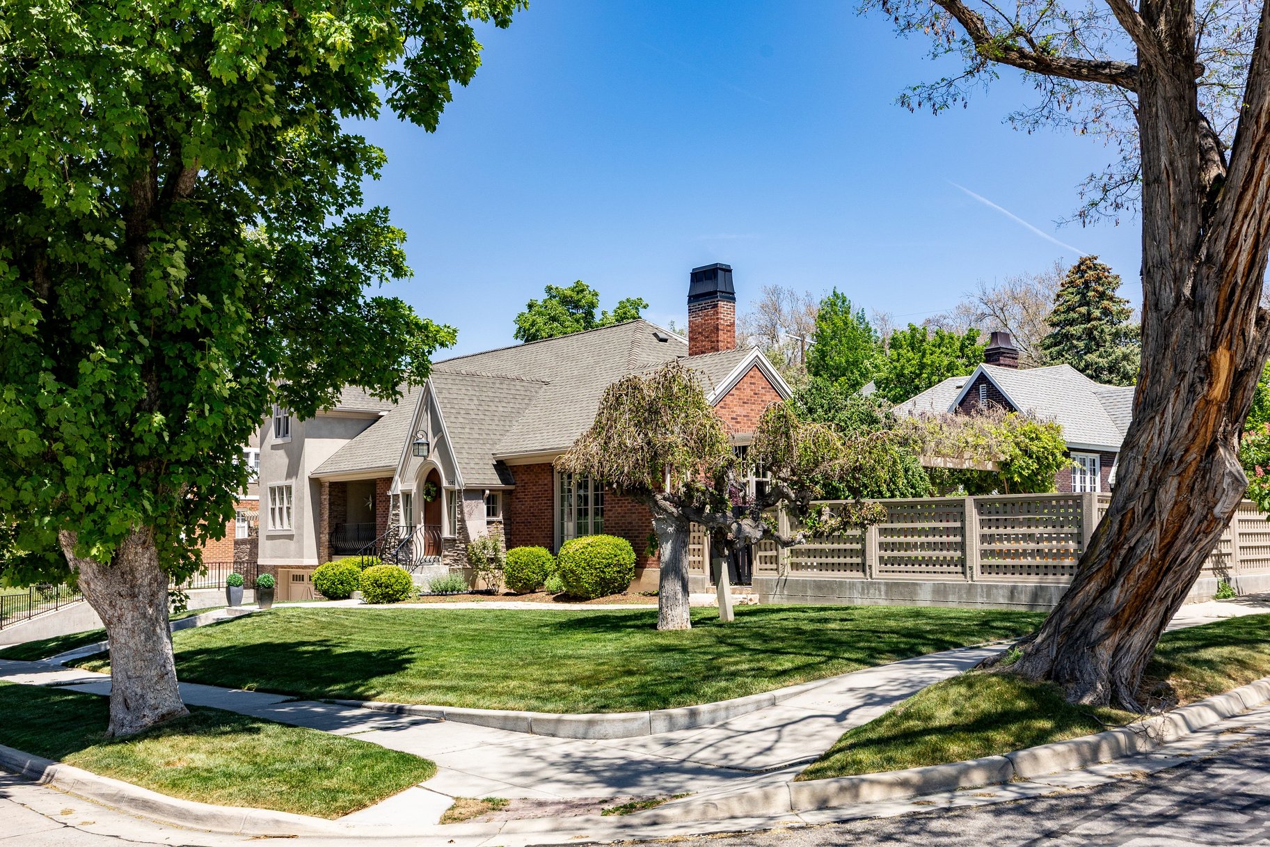  Historic Charm Meets Modern Living in the Heart of Yalecrest - 物件實景