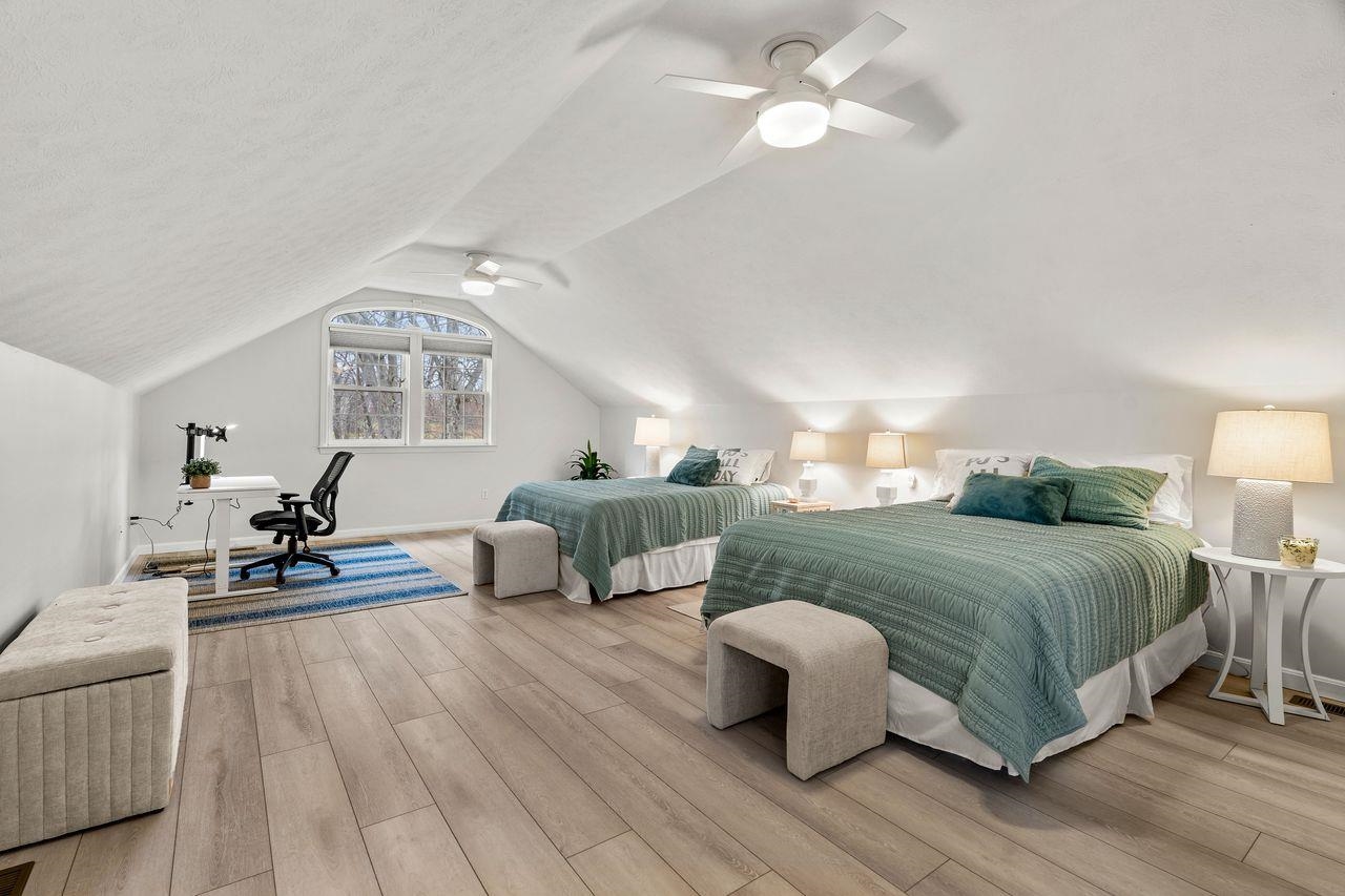 Bedford, New Hampshire, 03110, United States, 3 Bedrooms Bedrooms, ,3 BathroomsBathrooms,Residential,For Sale,1989387