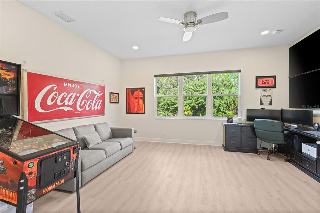 Venice, Florida, 34293, United States, 4 Bedrooms Bedrooms, ,3 BathroomsBathrooms,Residential,For Sale,2003156