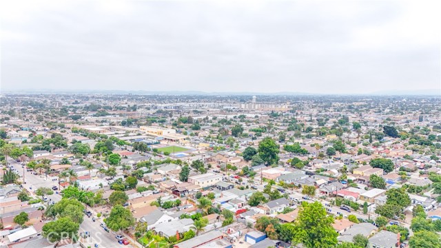 Los Angeles, California, 90002, United States, 3 Bedrooms Bedrooms, ,1 BathroomBathrooms,Residential,For Sale,1937405