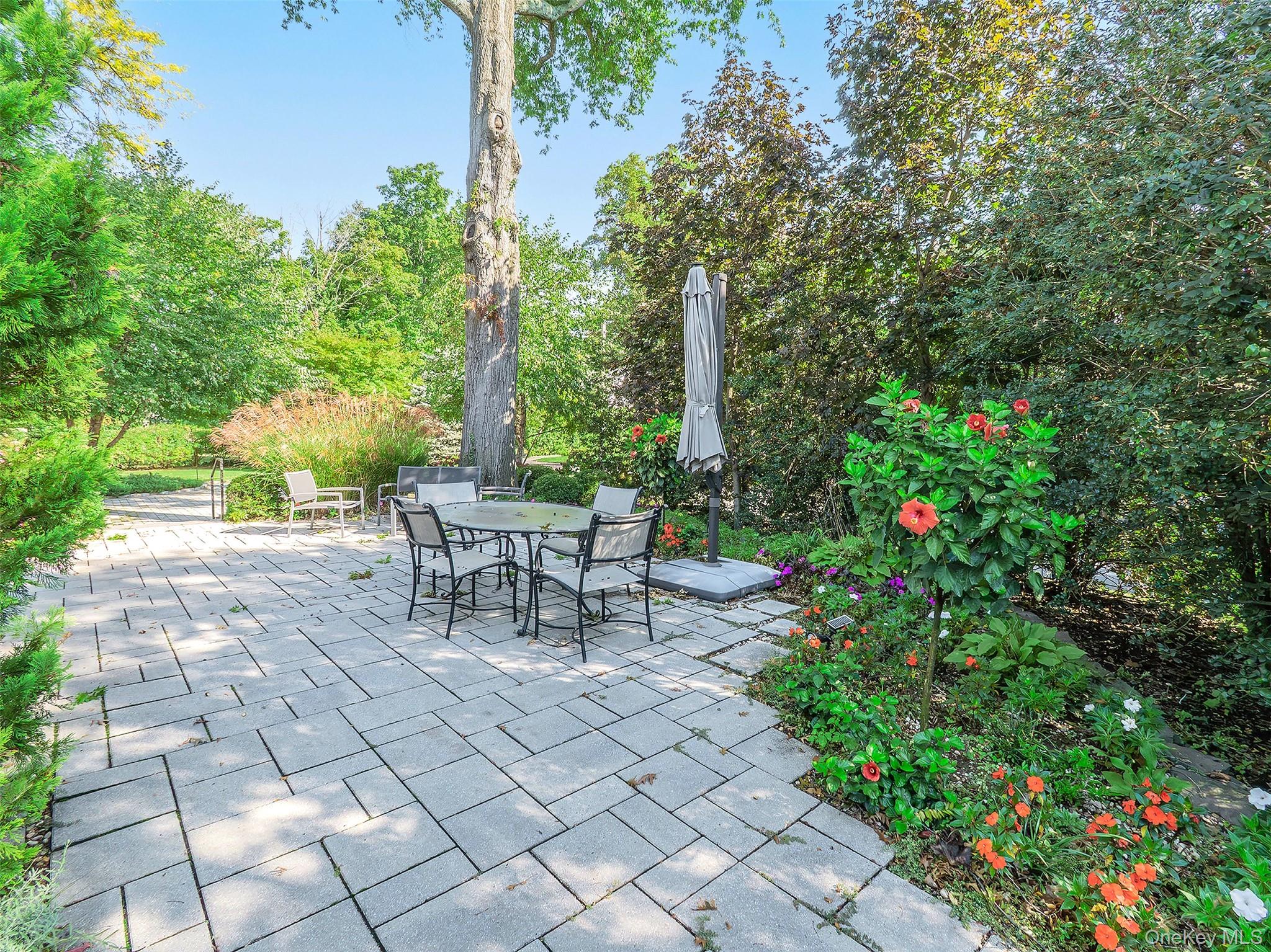  14 Highland Place, Sea Cliff, NY, 11579 - 物件實景