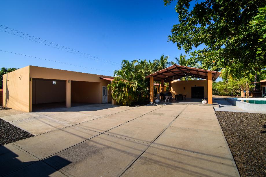 Pérula, Jalisco, 48869, Mexico, 2 Bedrooms Bedrooms, ,2 BathroomsBathrooms,Residential,For Sale,1997328