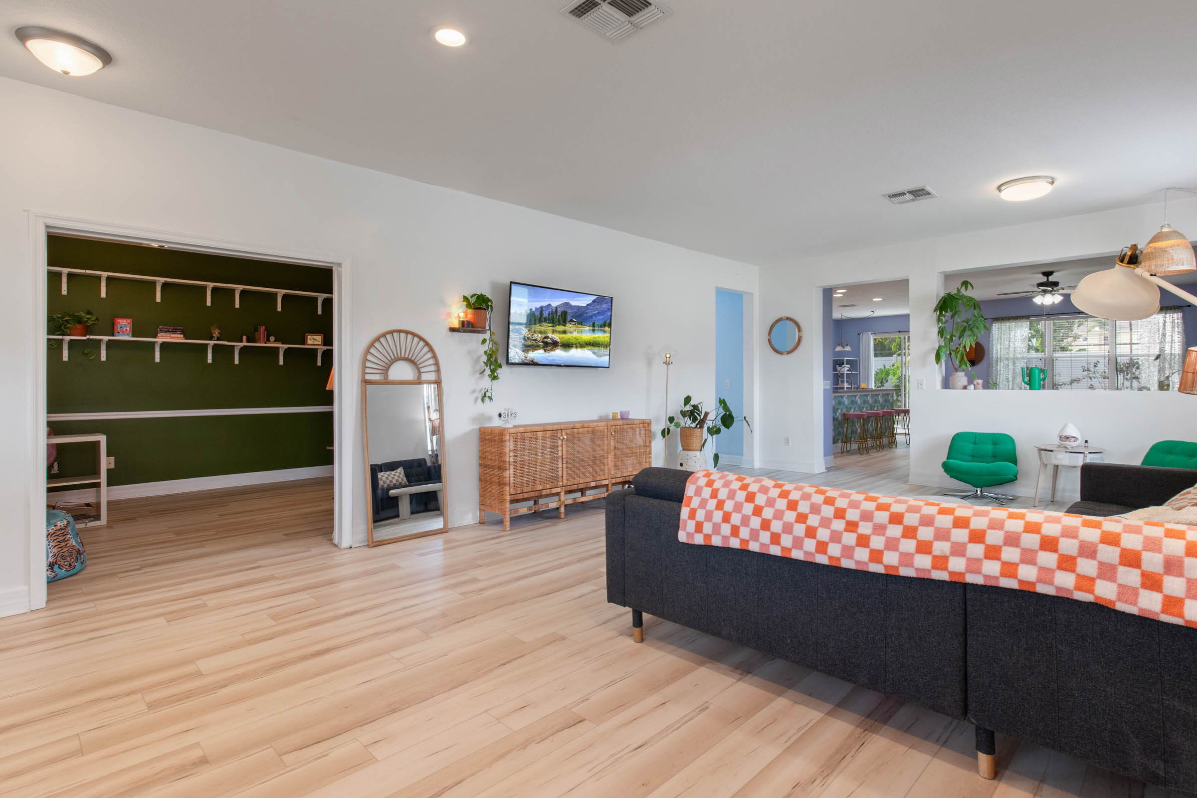 Winter Garden, Florida, 34787, United States, 3 Bedrooms Bedrooms, ,2 BathroomsBathrooms,Residential,For Sale,1938374