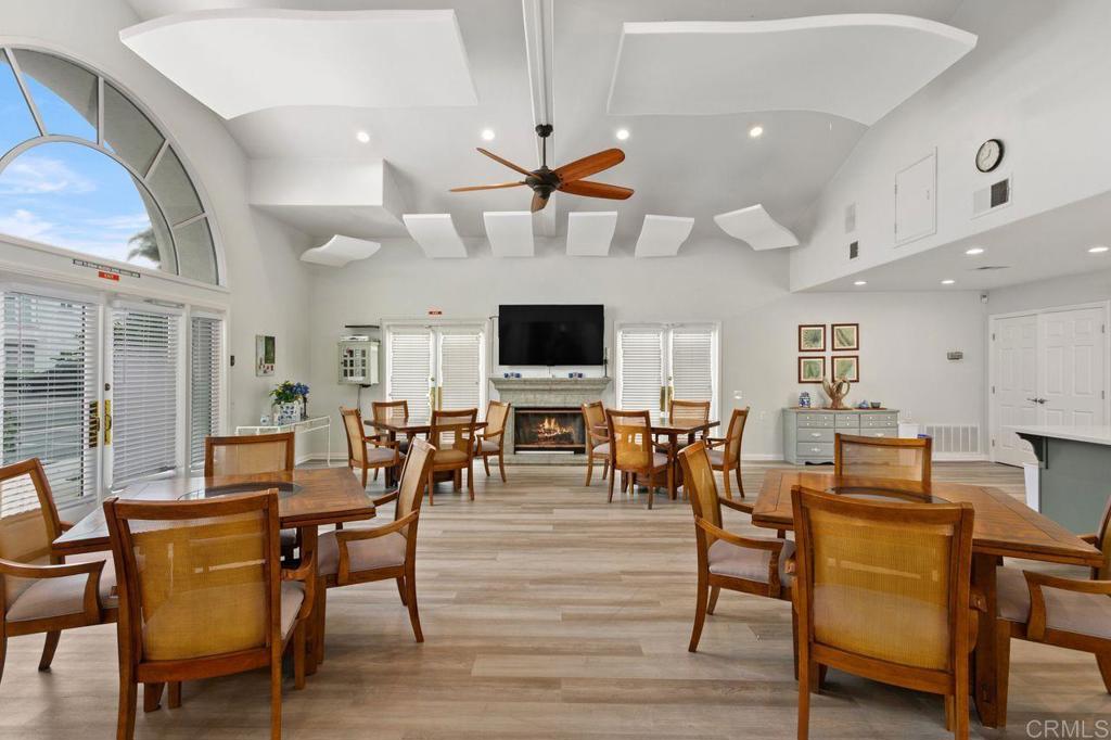 Oceanside, California, 92056, United States, 2 Bedrooms Bedrooms, ,2 BathroomsBathrooms,Residential,For Sale,1942226