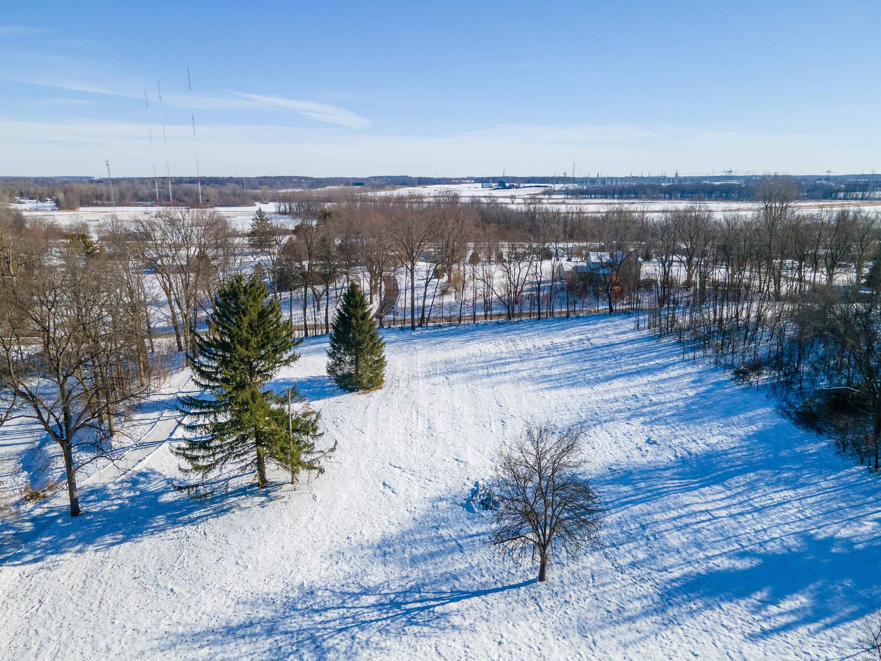 Roanoke, Indiana, 46783, United States, 4 Bedrooms Bedrooms, ,3 BathroomsBathrooms,Residential,For Sale,2005633