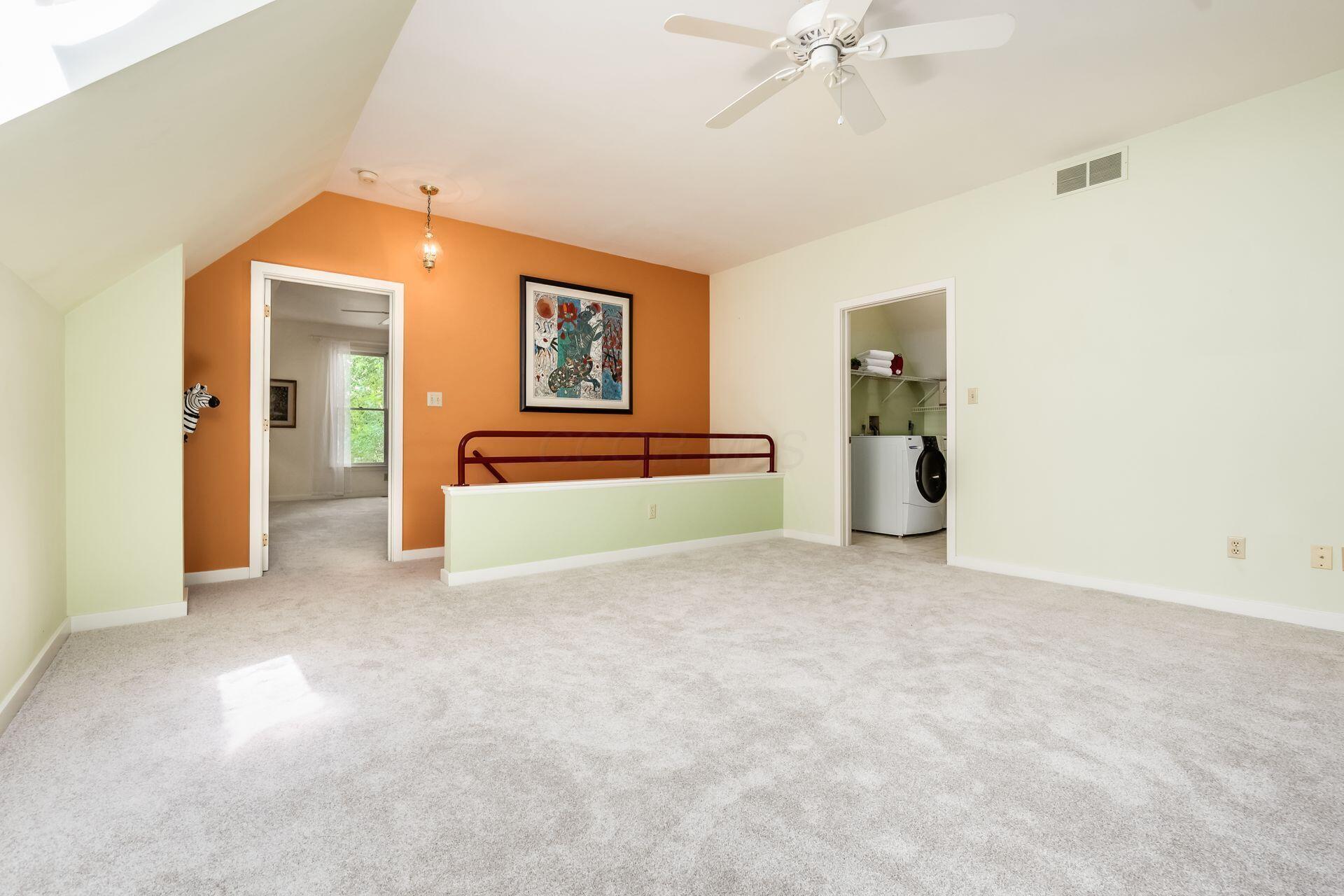 Columbus, Ohio, 43206, United States, 2 Bedrooms Bedrooms, ,3 BathroomsBathrooms,Residential,For Sale,1874605
