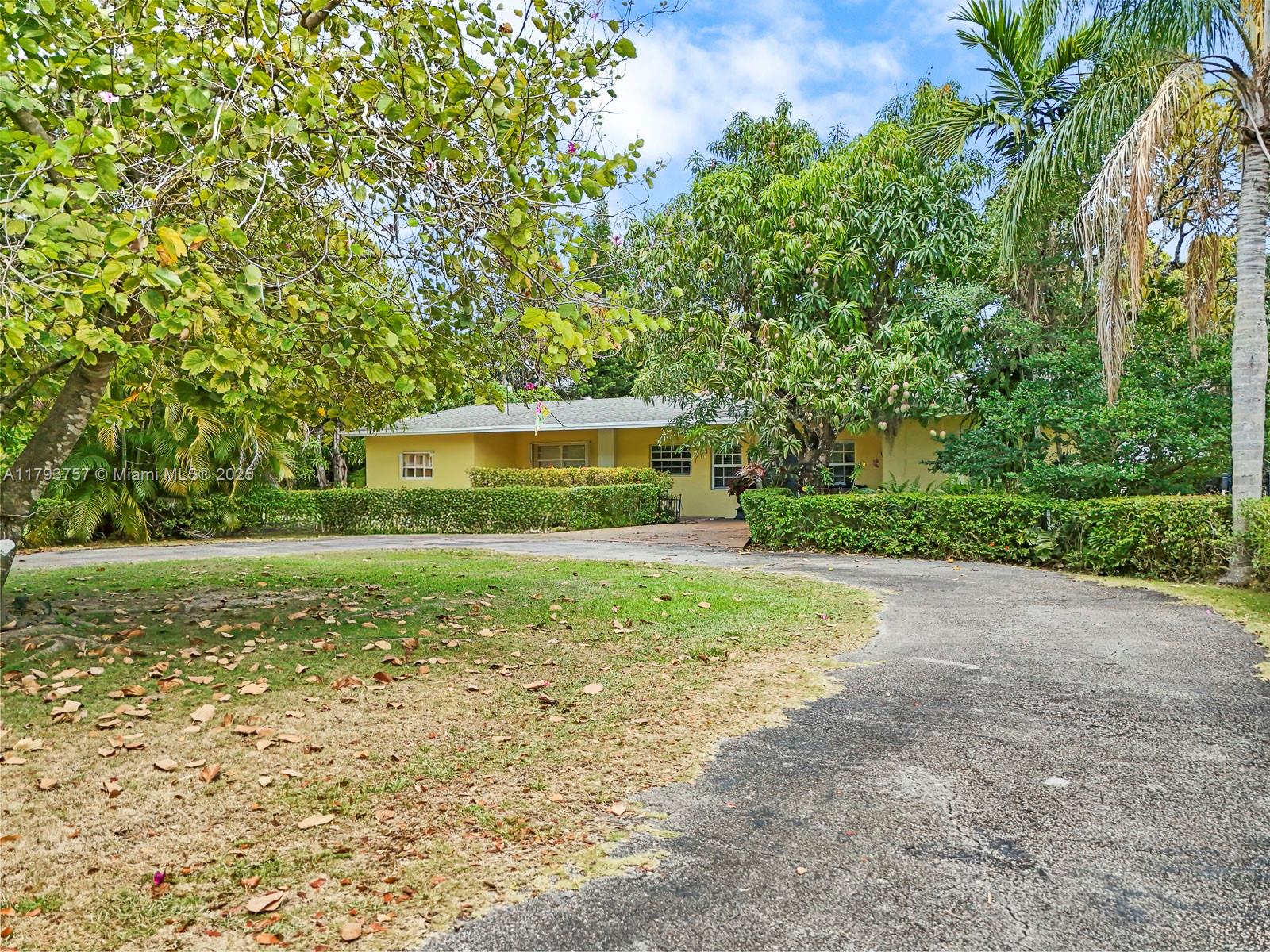 Pinecrest, Florida, 33156, United States, 4 Bedrooms Bedrooms, ,2 BathroomsBathrooms,Residential,For Sale,1794651