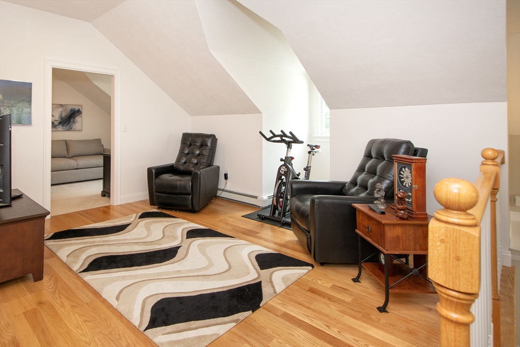 Hanover, Massachusetts, 02339, United States, 2 Bedrooms Bedrooms, ,3 BathroomsBathrooms,Residential,For Sale,1940214