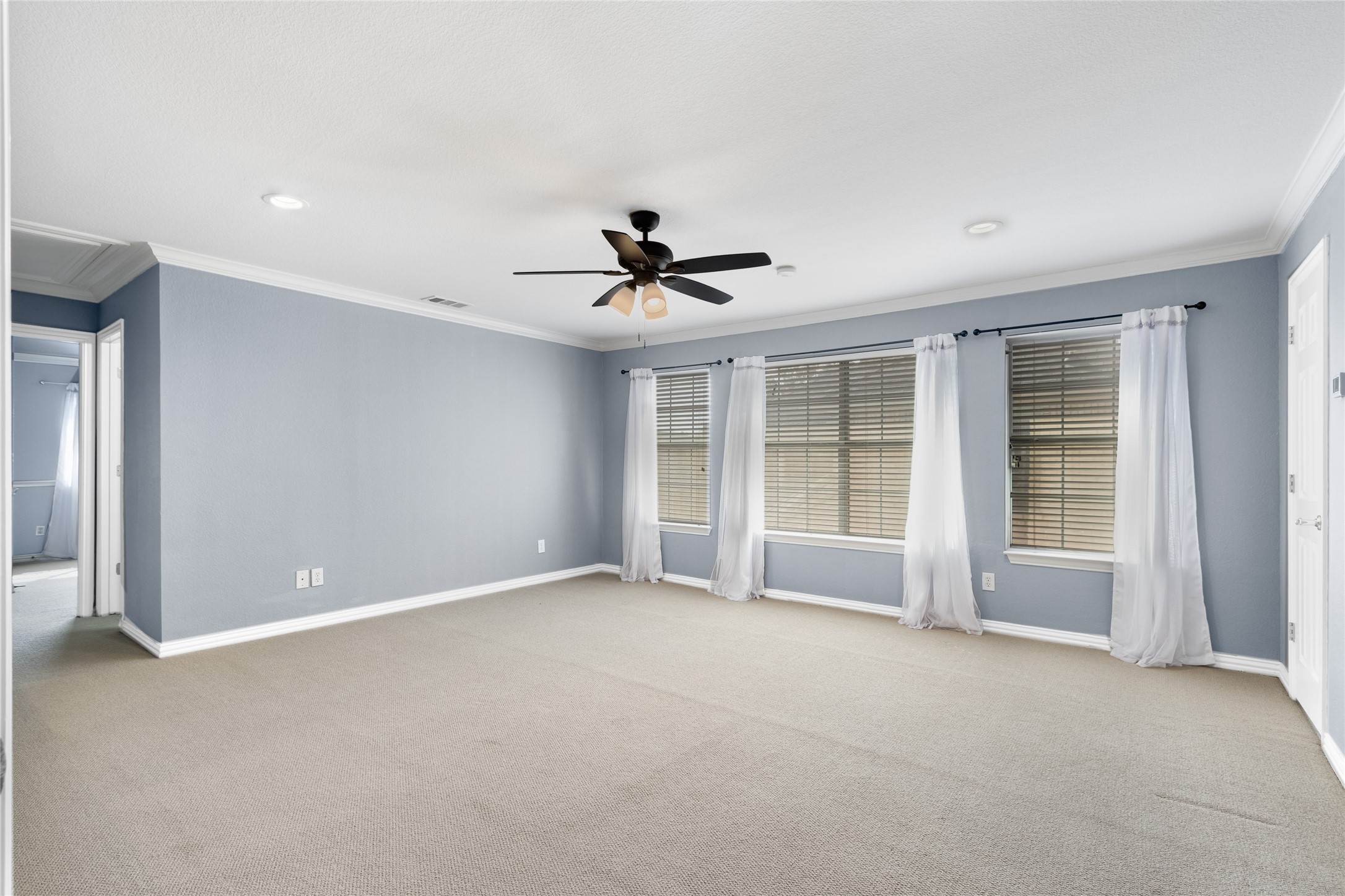 Plano, Texas, 75025, United States, 4 Bedrooms Bedrooms, ,4 BathroomsBathrooms,Residential,For Sale,1993481