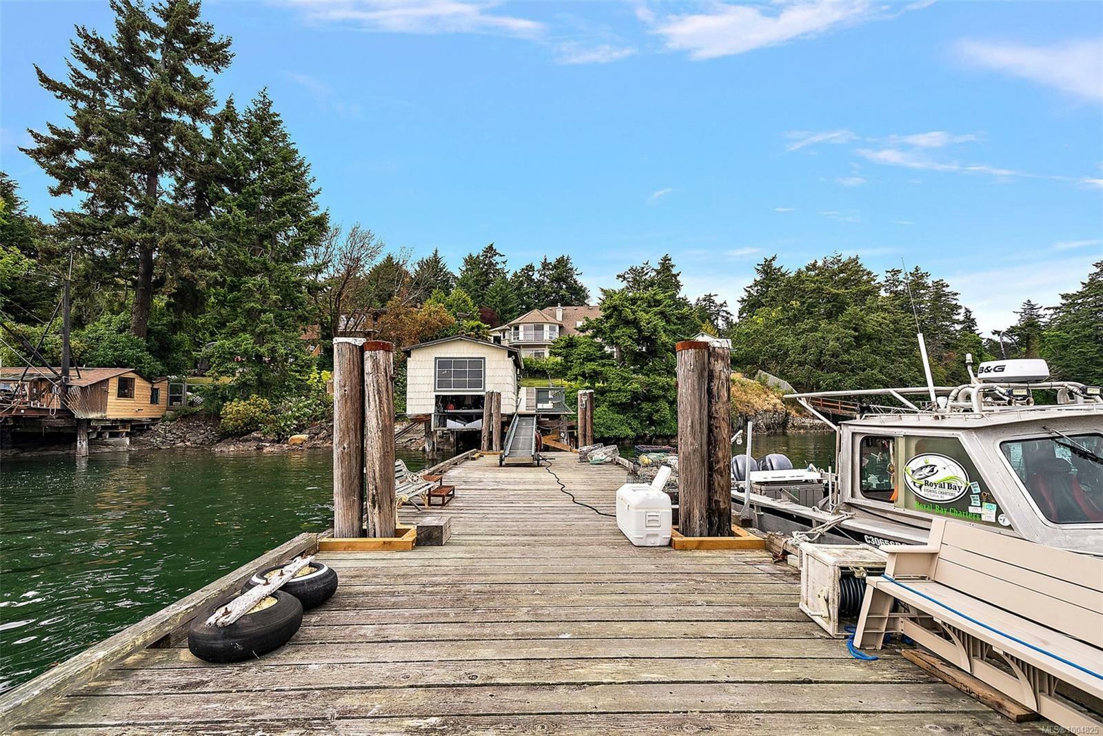 VIEW ROYAL, British Columbia, V9B 1A6, CA, 3 Bedrooms Bedrooms, ,Residential,For Sale,1883645
