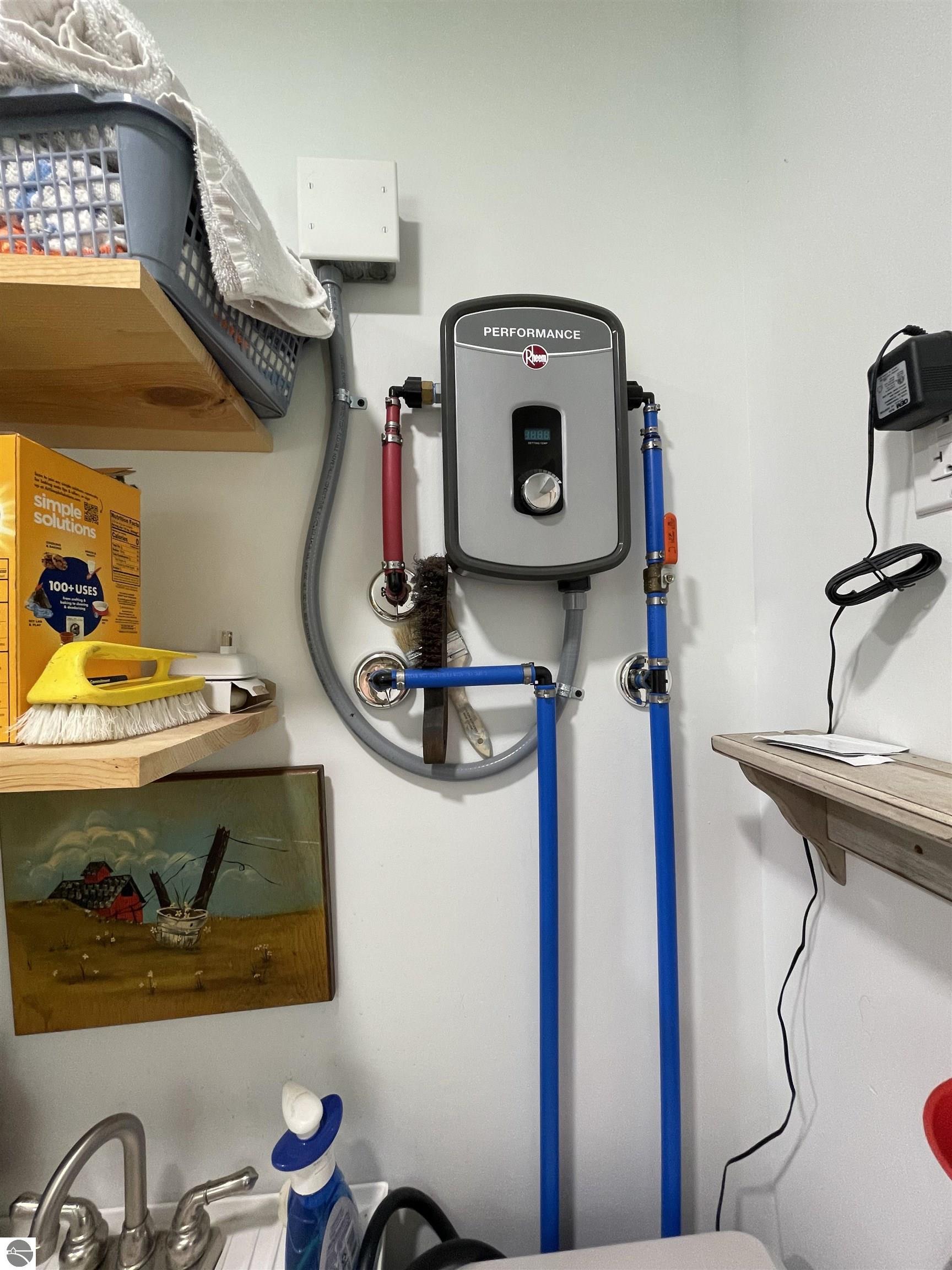 Harrison, Michigan, 48625, United States, 3 Bedrooms Bedrooms, ,3 BathroomsBathrooms,Residential,For Sale,2007546