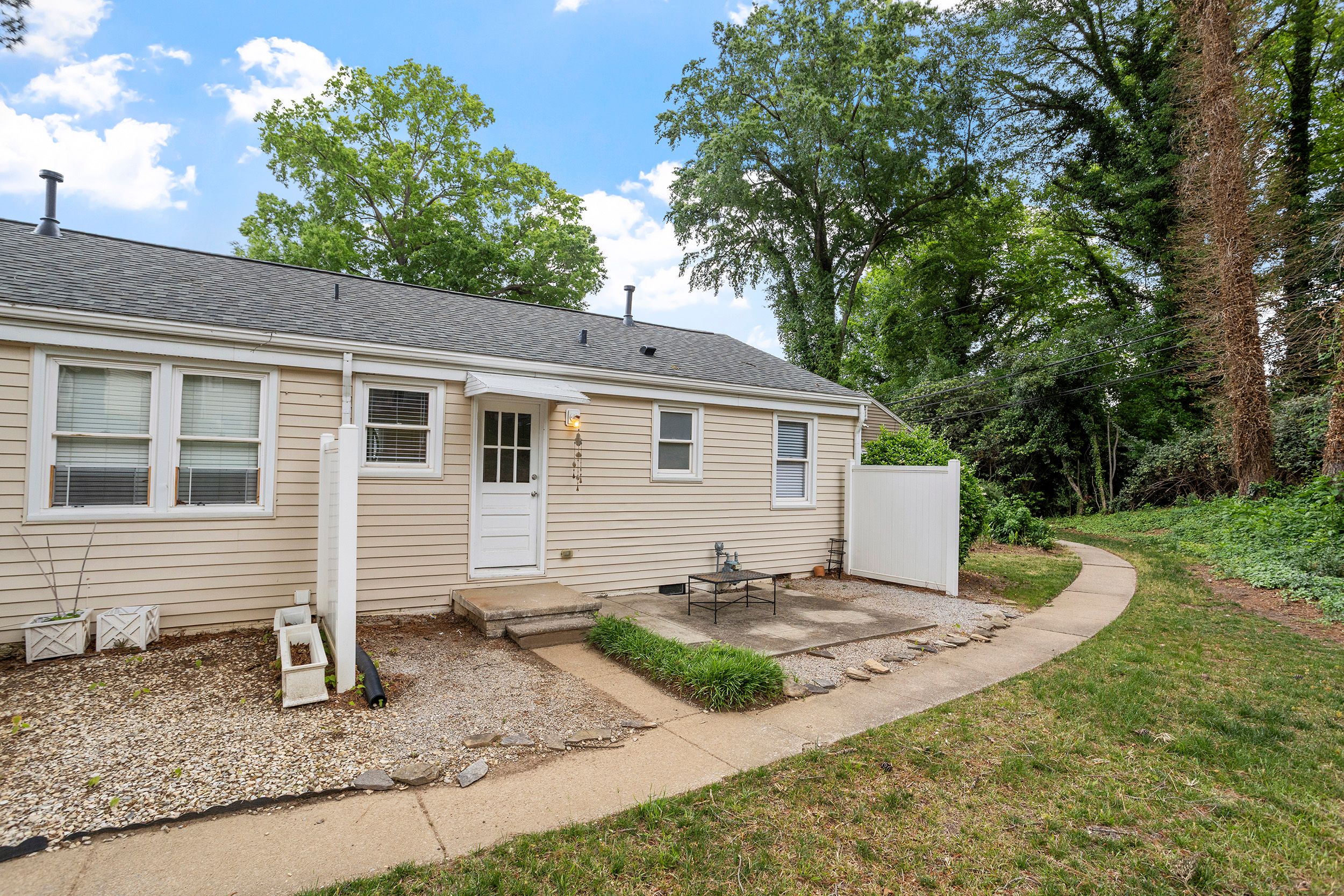  2312 Bernard Street, Raleigh, NC 27608 - 物件實景
