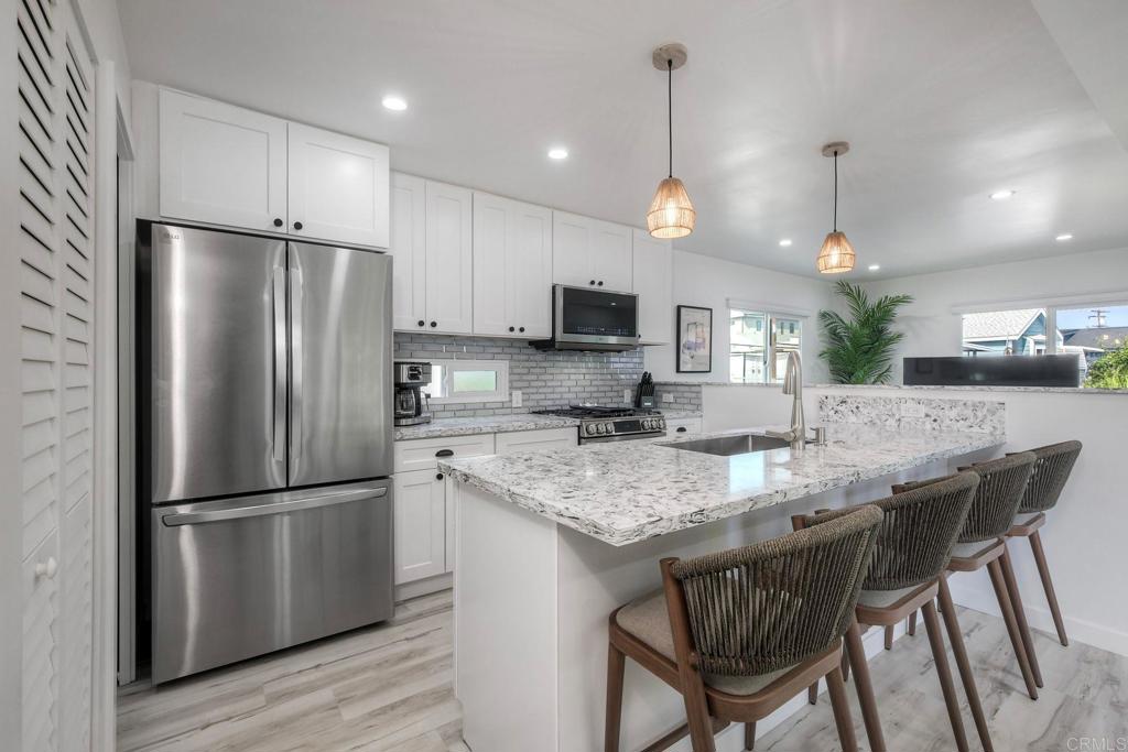 Encinitas, California, 92024, United States, 2 Bedrooms Bedrooms, ,1 BathroomBathrooms,Residential,For Sale,1951594