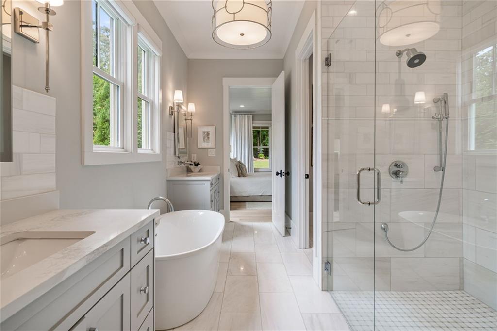 Canton, Georgia, 30115, United States, 5 Bedrooms Bedrooms, ,5 BathroomsBathrooms,Residential,For Sale,1878589