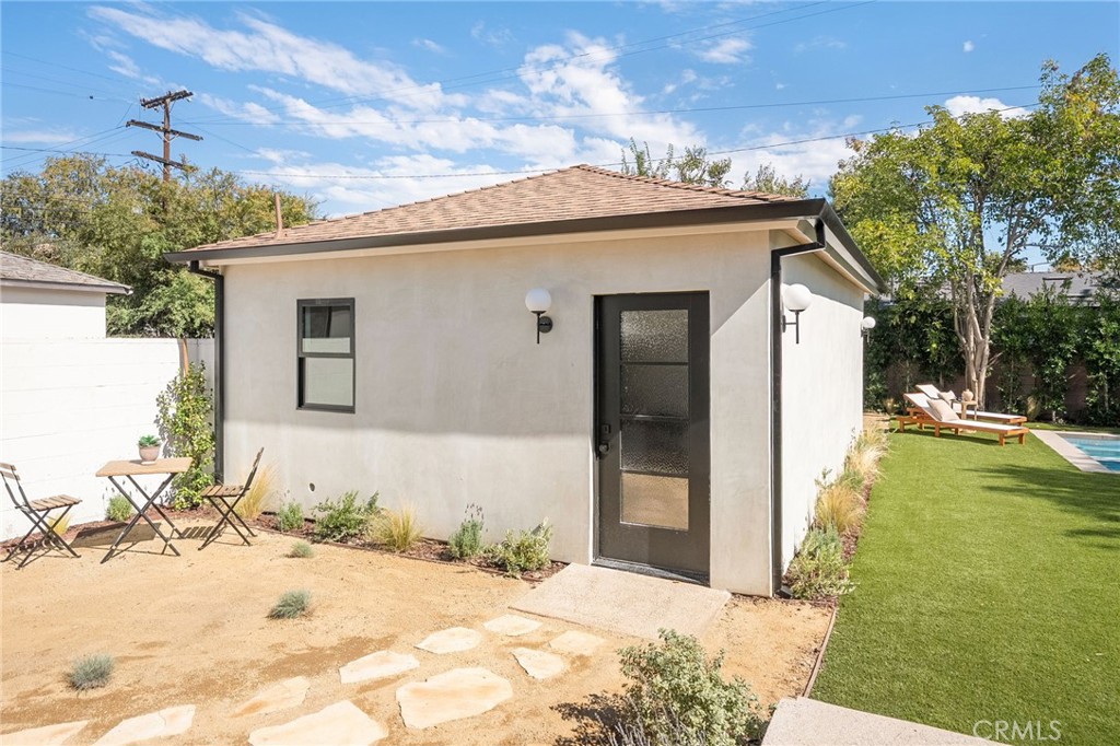 Valley Village, California, 91607, United States, 3 Bedrooms Bedrooms, ,3 BathroomsBathrooms,Residential,For Sale,2002294