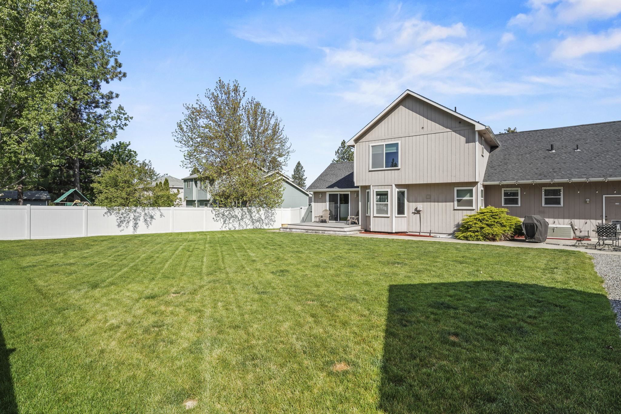 Mead, Washington, 99021, United States, 4 Bedrooms Bedrooms, ,4 BathroomsBathrooms,Residential,For Sale,1955187