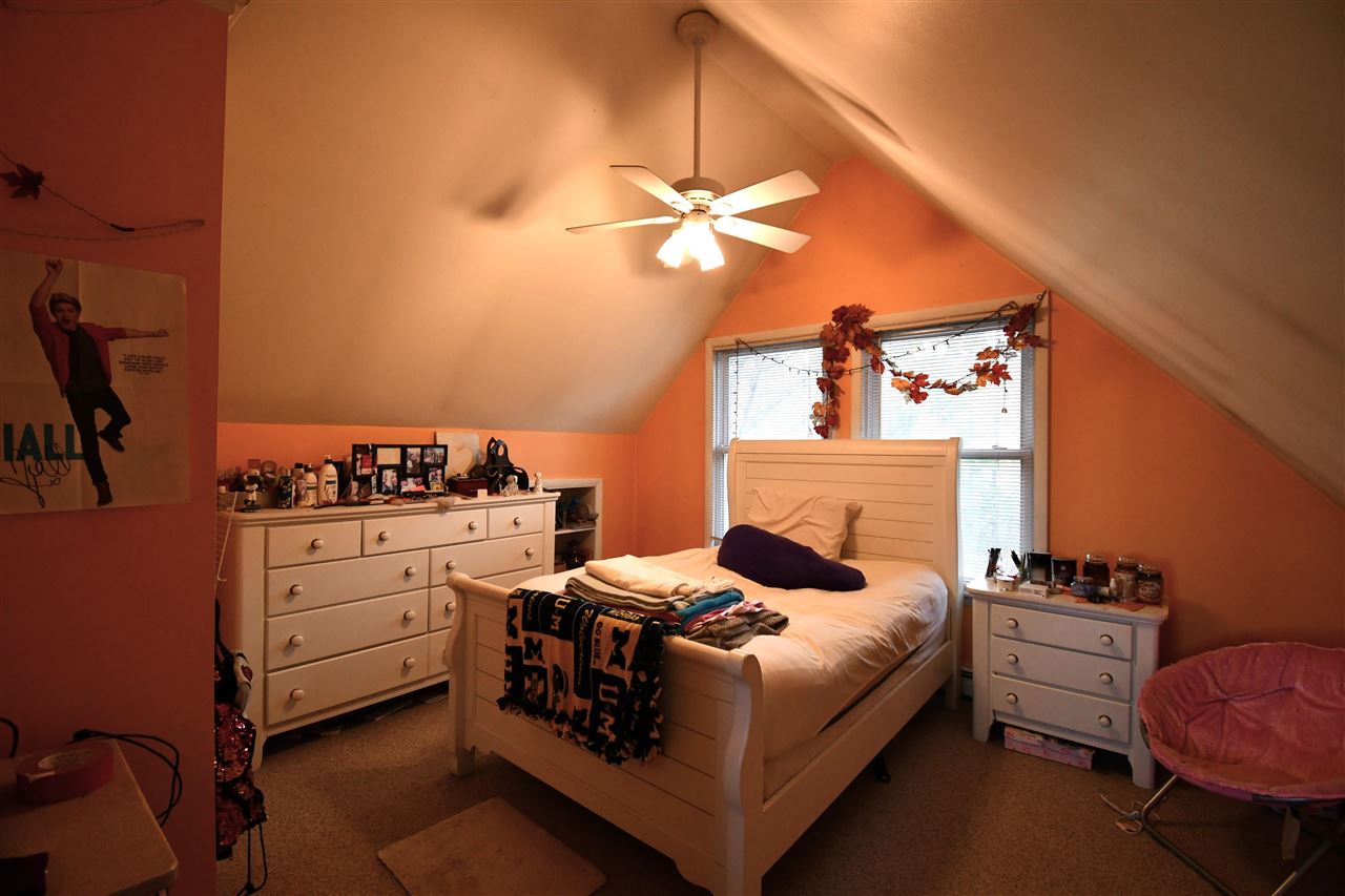 Charlevoix, Michigan, 49720, United States, 4 Bedrooms Bedrooms, ,3 BathroomsBathrooms,Residential,For Sale,1995893