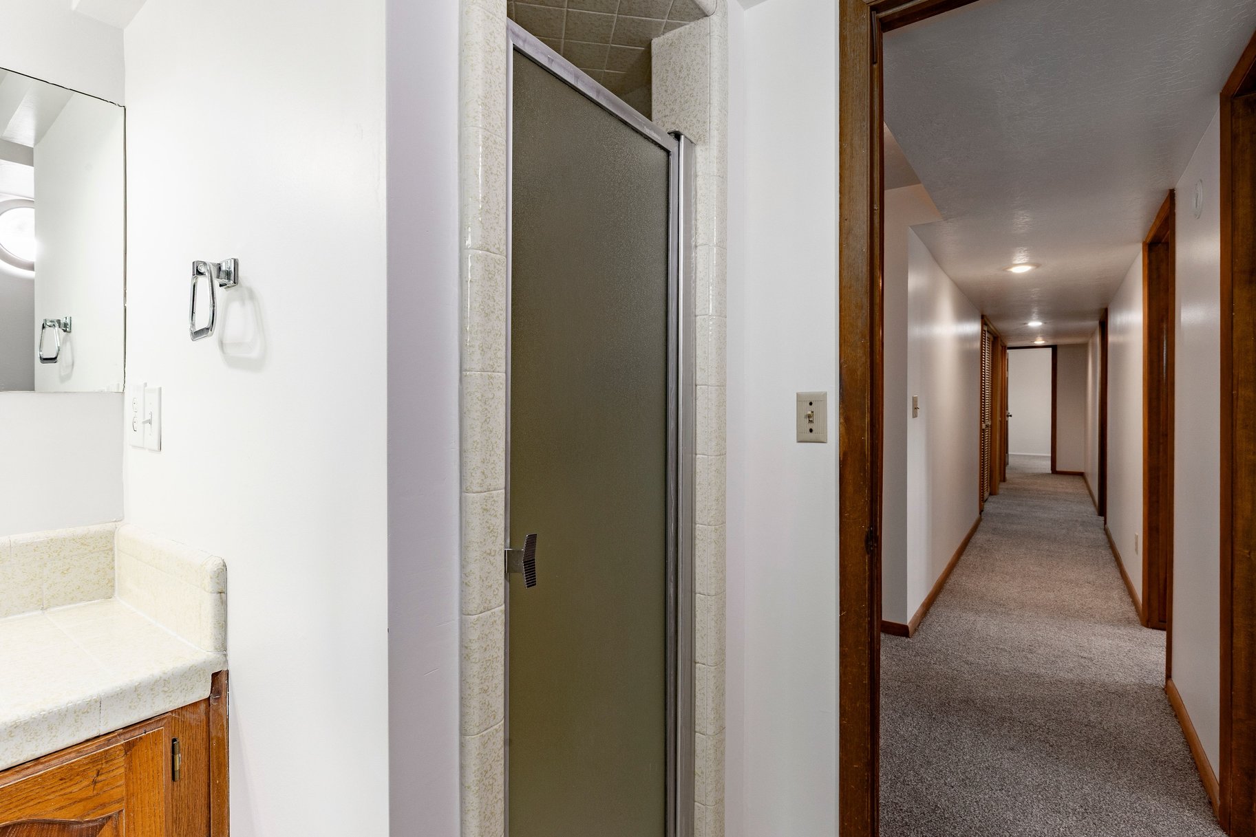  Classic Brick Rambler in Quiet Golf Community - 物件實景