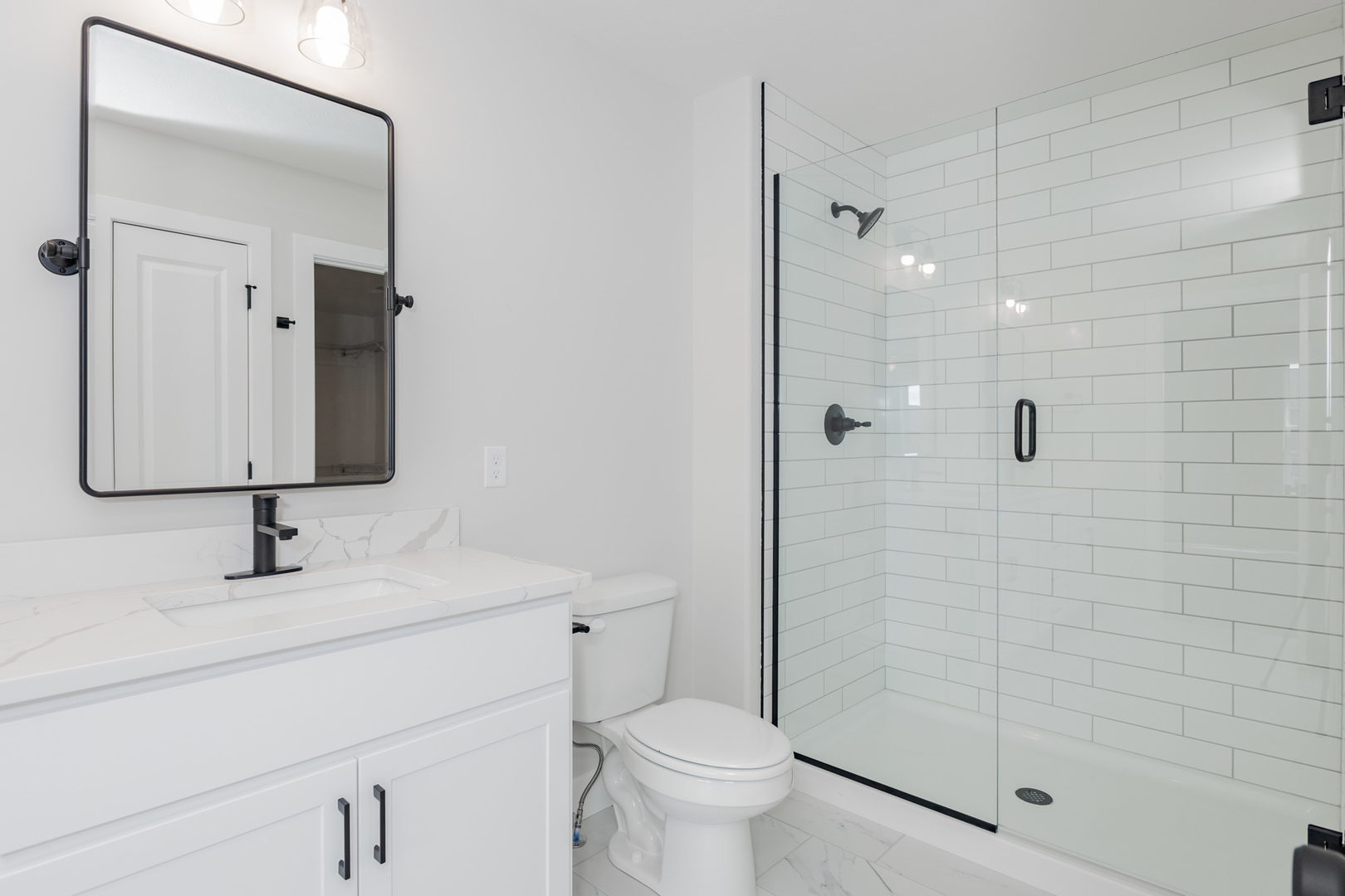 Bloomington, Illinois, 61705, United States, 4 Bedrooms Bedrooms, ,4 BathroomsBathrooms,Residential,For Sale,1957055