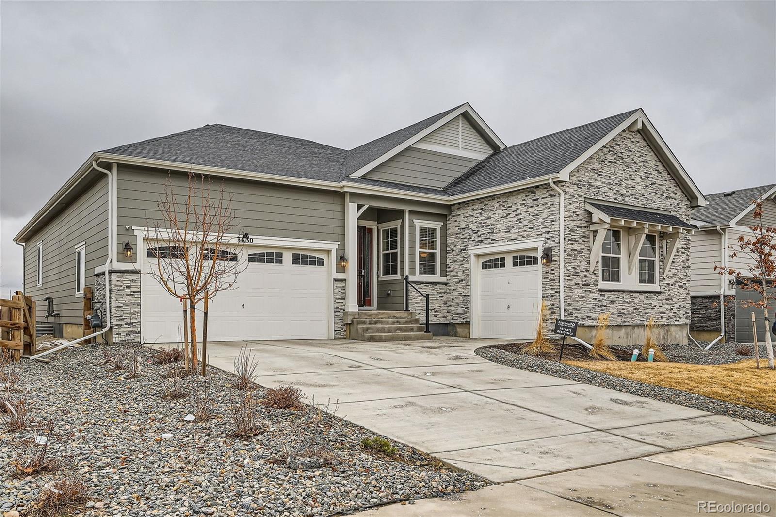 Aurora, Colorado, 80019, United States, 4 Bedrooms Bedrooms, ,3 BathroomsBathrooms,Residential,For Sale,1731367