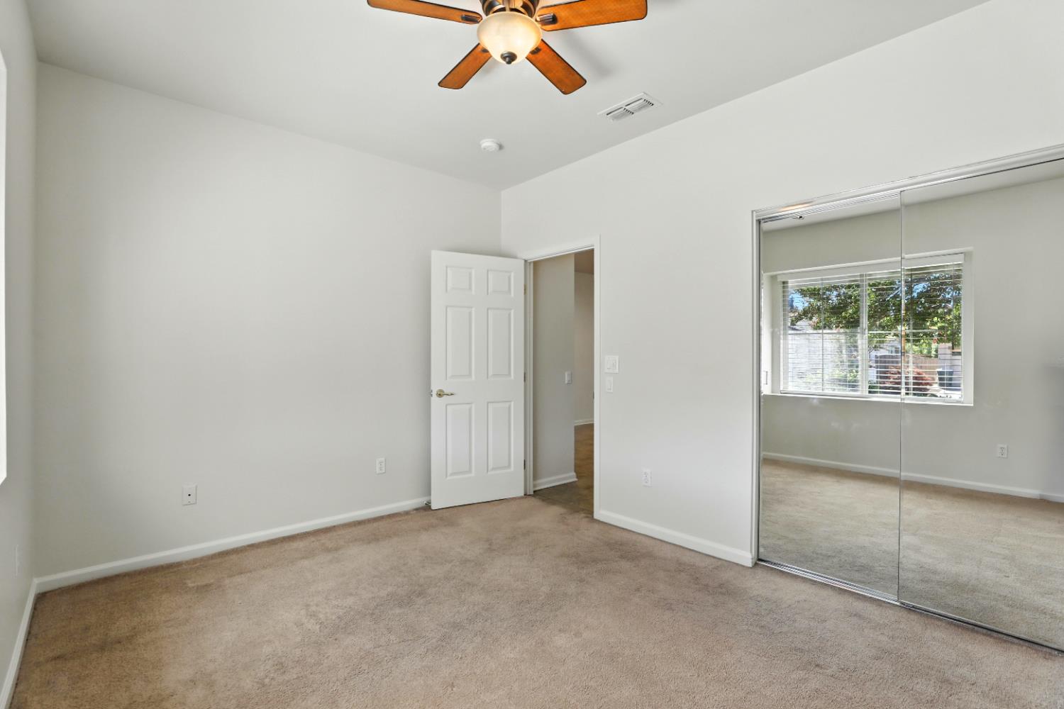 Lincoln, California, 95648, United States, 2 Bedrooms Bedrooms, ,2 BathroomsBathrooms,Residential,For Sale,1910856