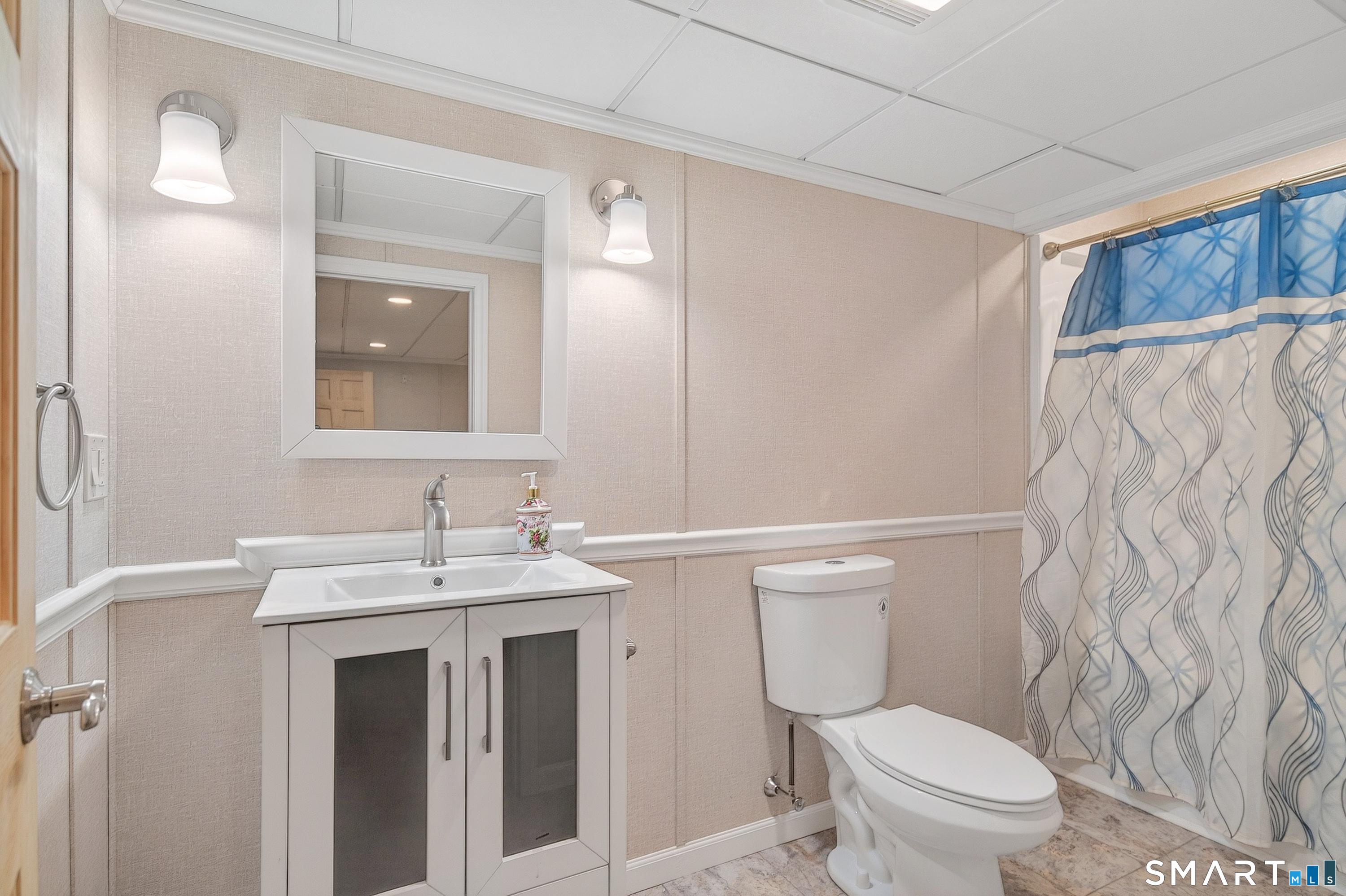 Greenwich, Connecticut, 06807, United States, 2 Bedrooms Bedrooms, ,4 BathroomsBathrooms,Residential,For Sale,2048631