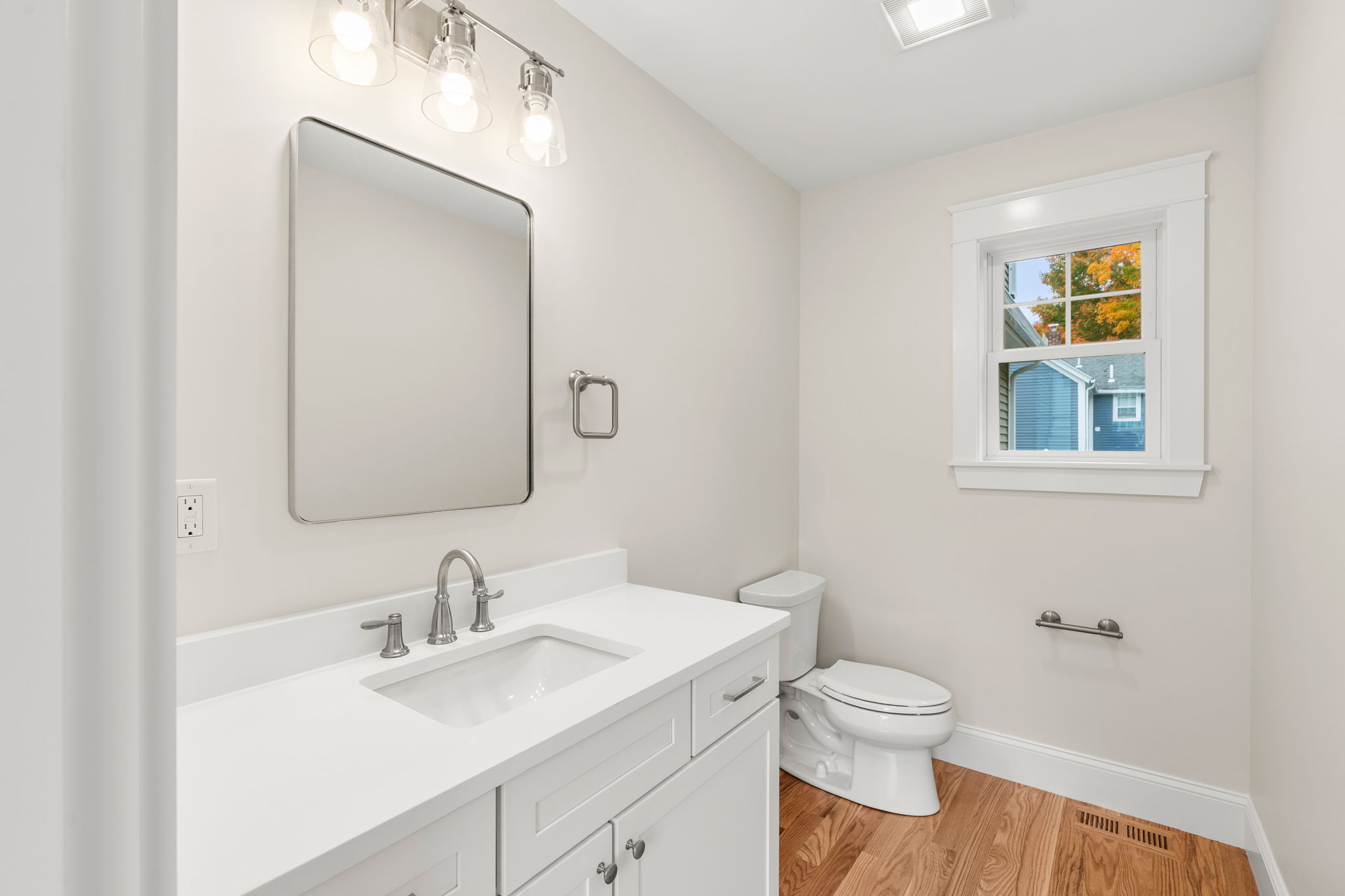  238 E Main St, Georgetown, MA, 01833 - 物件實景