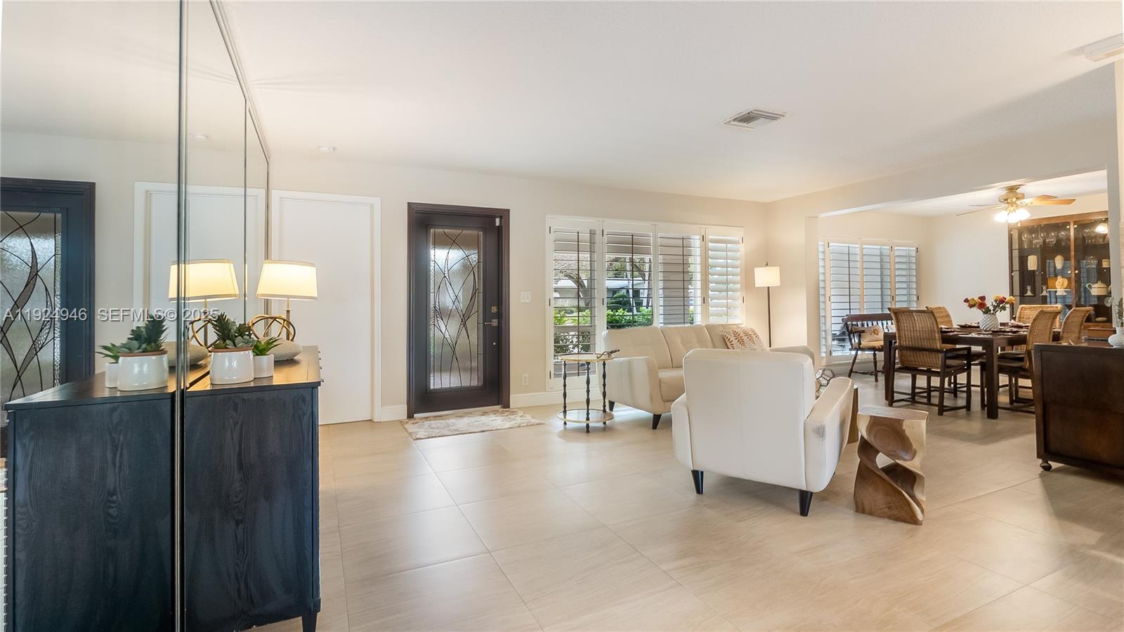 Hollywood, Florida, 33021, United States, 3 Bedrooms Bedrooms, ,2 BathroomsBathrooms,Residential,For Sale,2001683