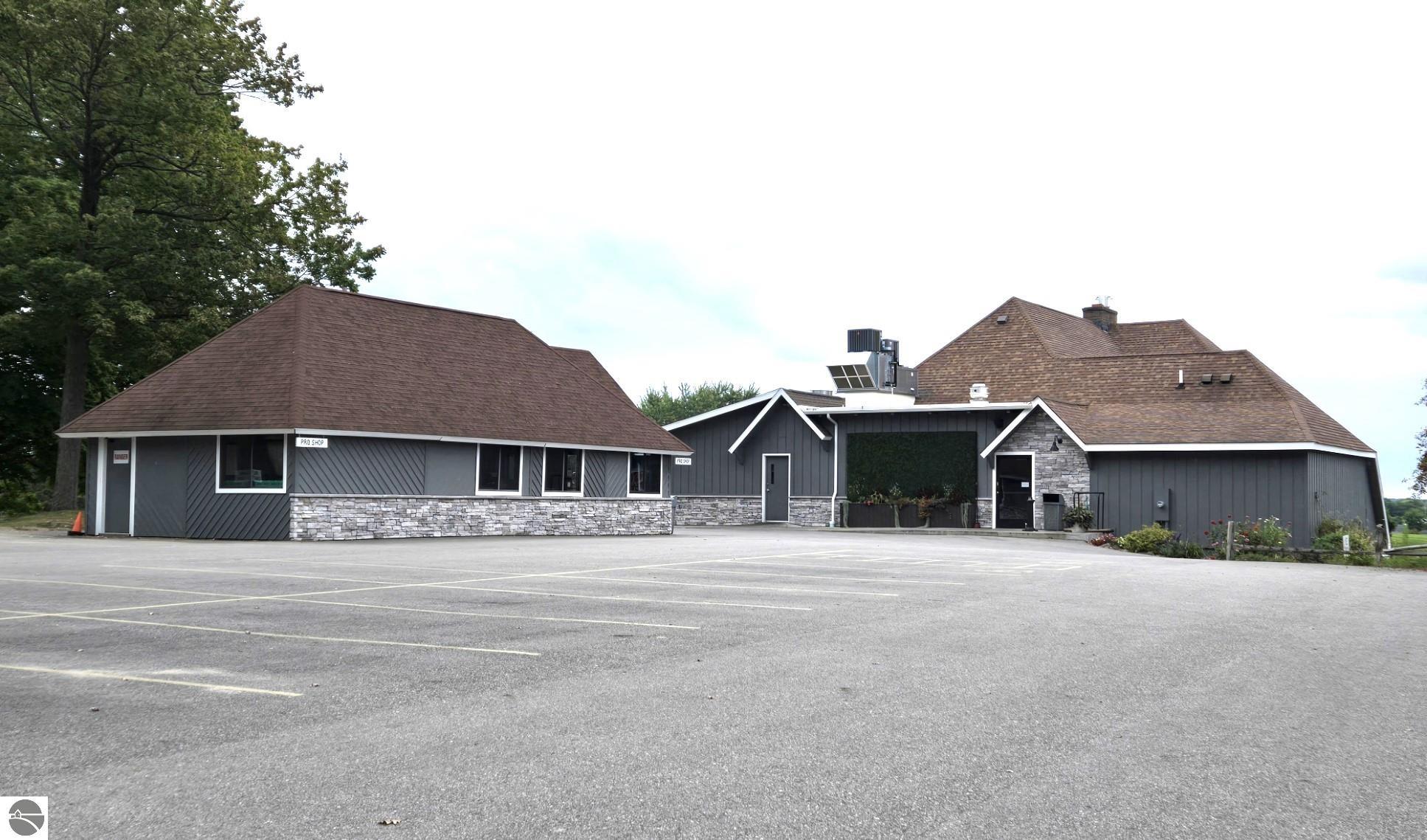 Lake Isabella, Michigan, 48893, United States, 4 Bedrooms Bedrooms, ,4 BathroomsBathrooms,Residential,For Sale,2030356